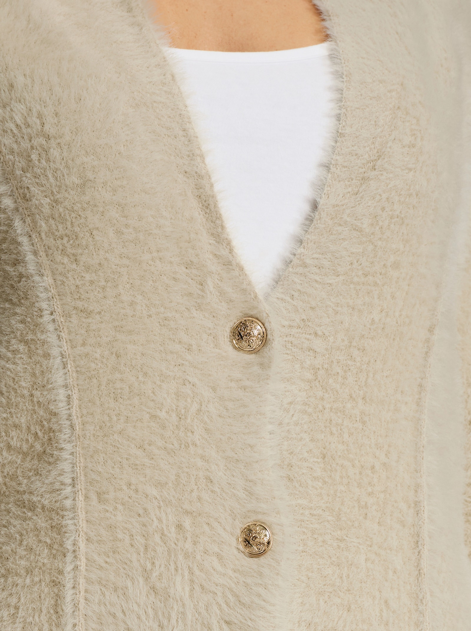 heine Strickblazer mit Schmuckknöpfen - sand