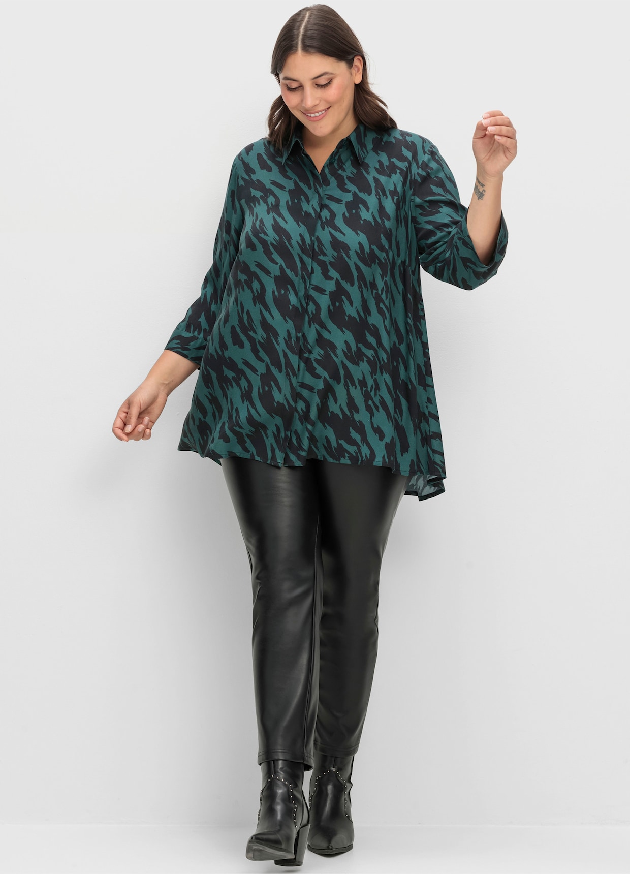 sheego Longbluse - schwarz-gemustert
