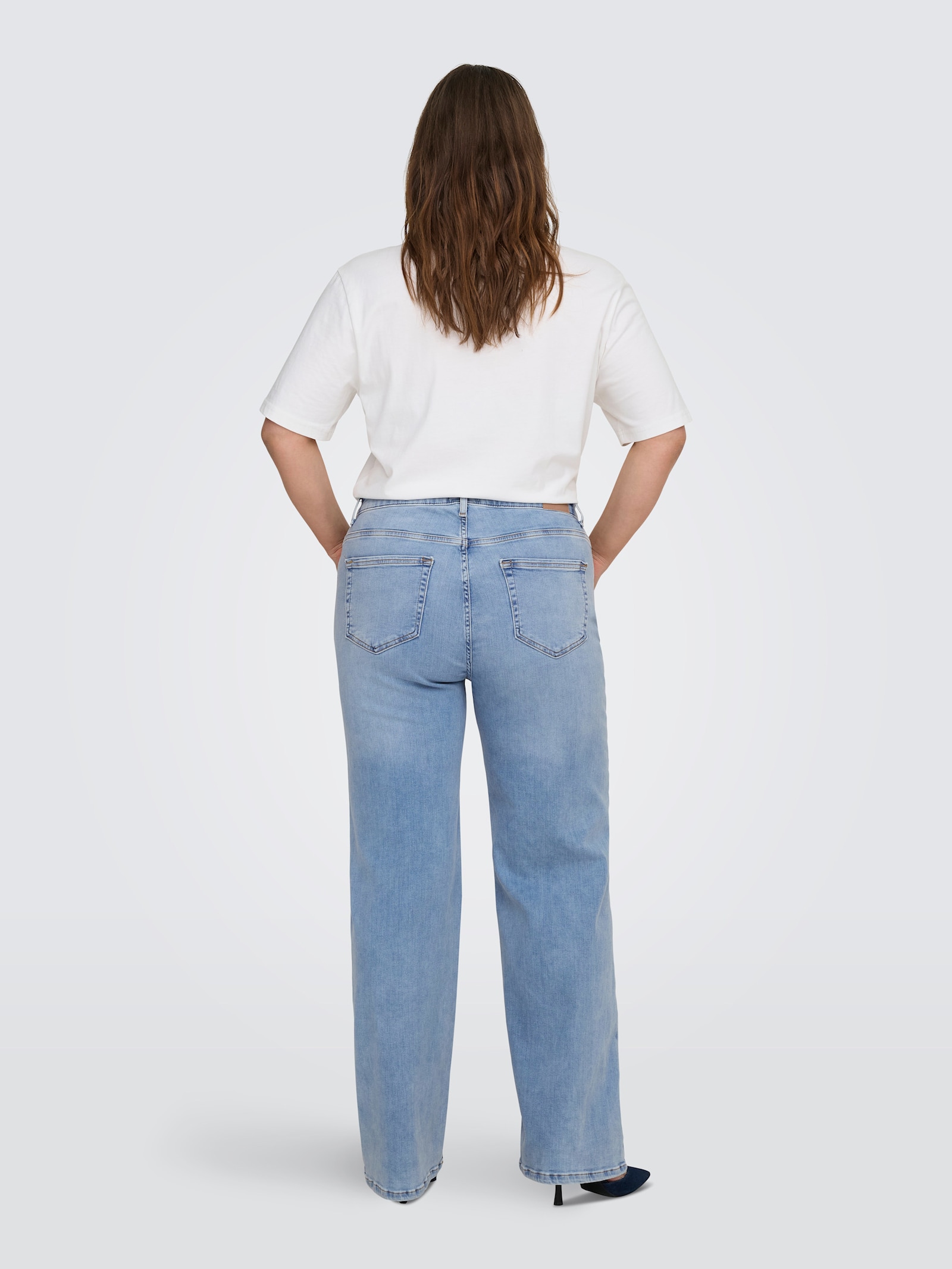 ONLY CARMAKOMA Weite Jeans - light blue denim