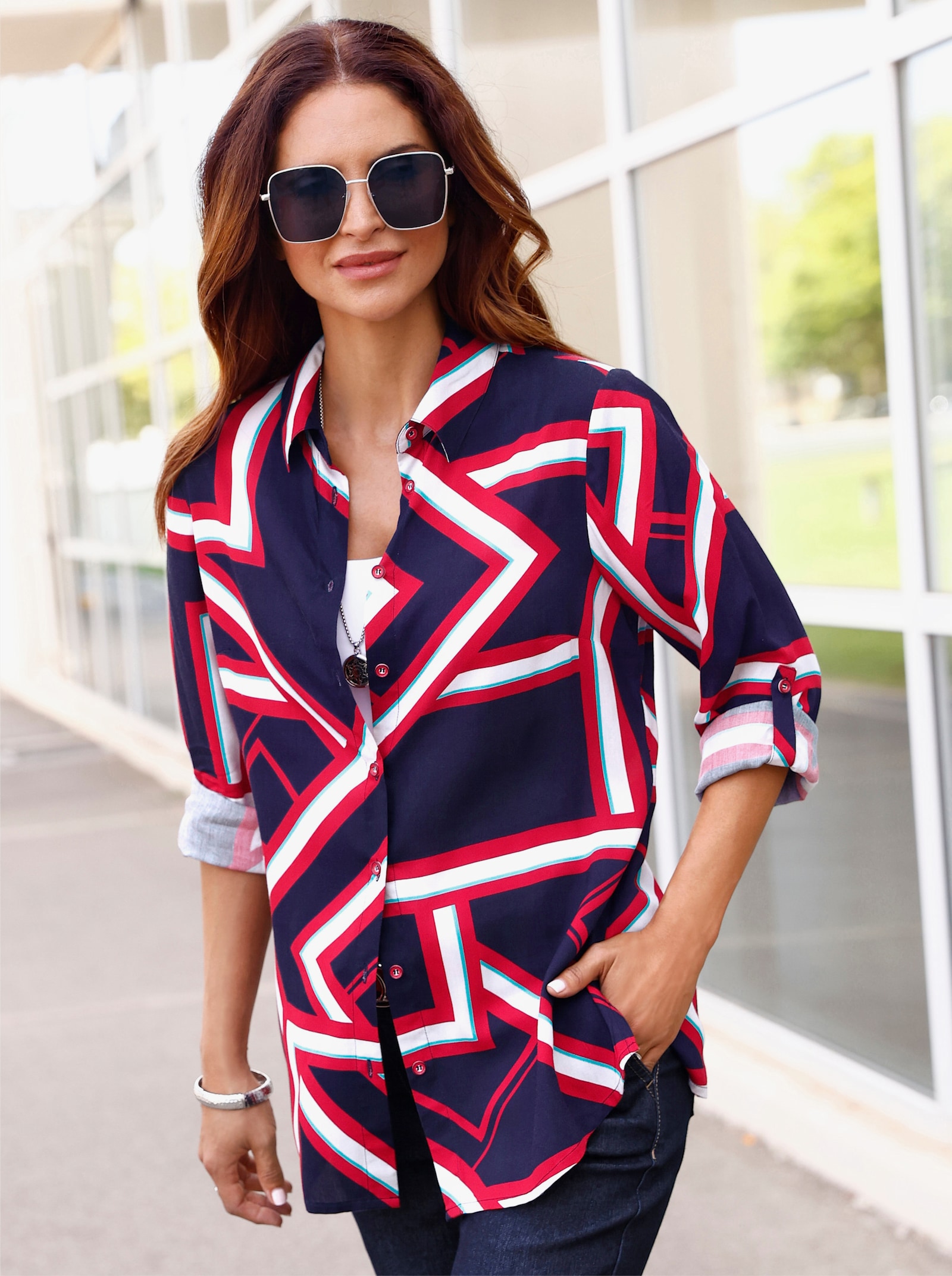 Lange blouse met grafische print - marine/rood geprint