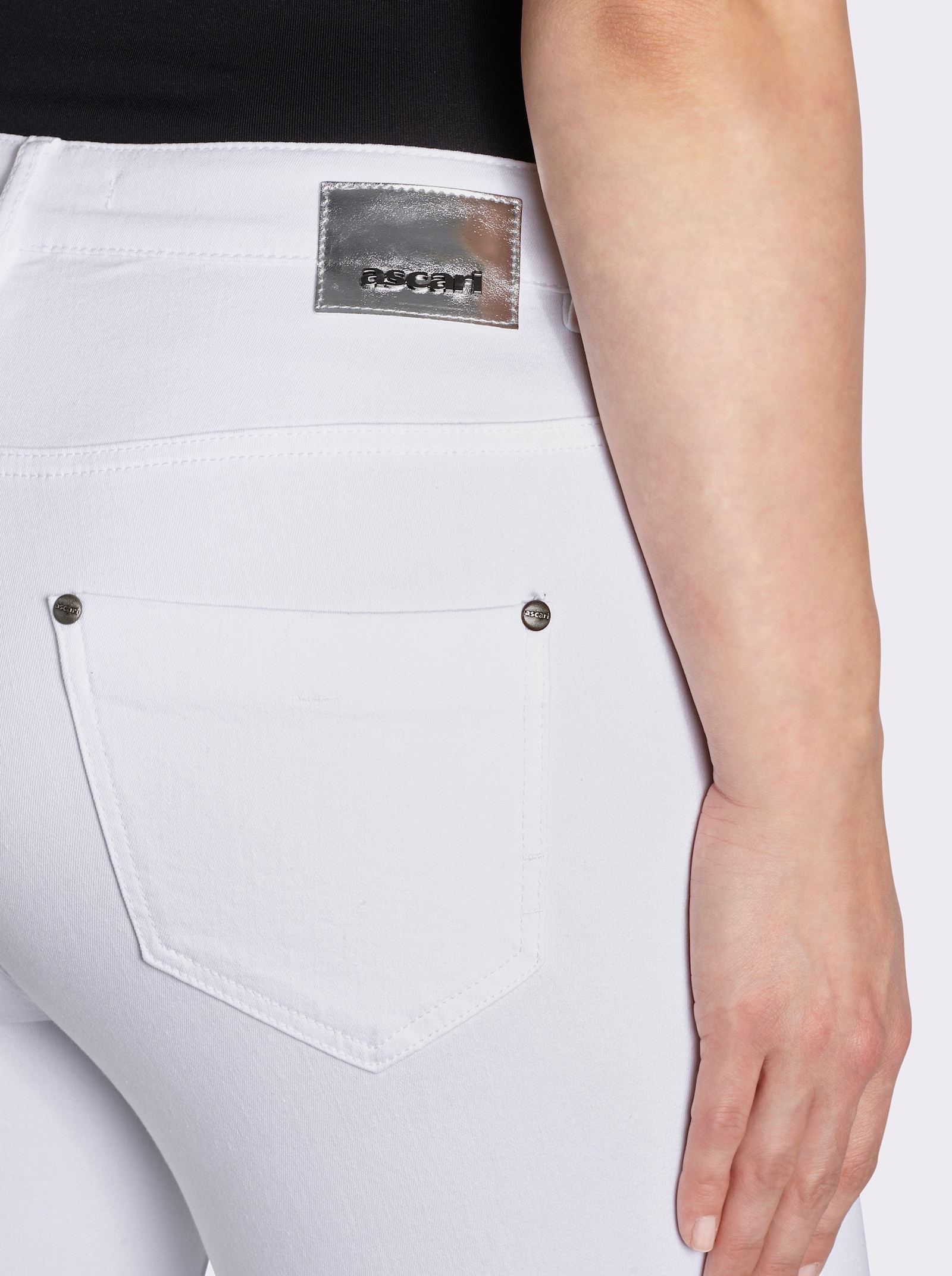 Ascari Stretch-Jeans in Röhren-Form - weiß
