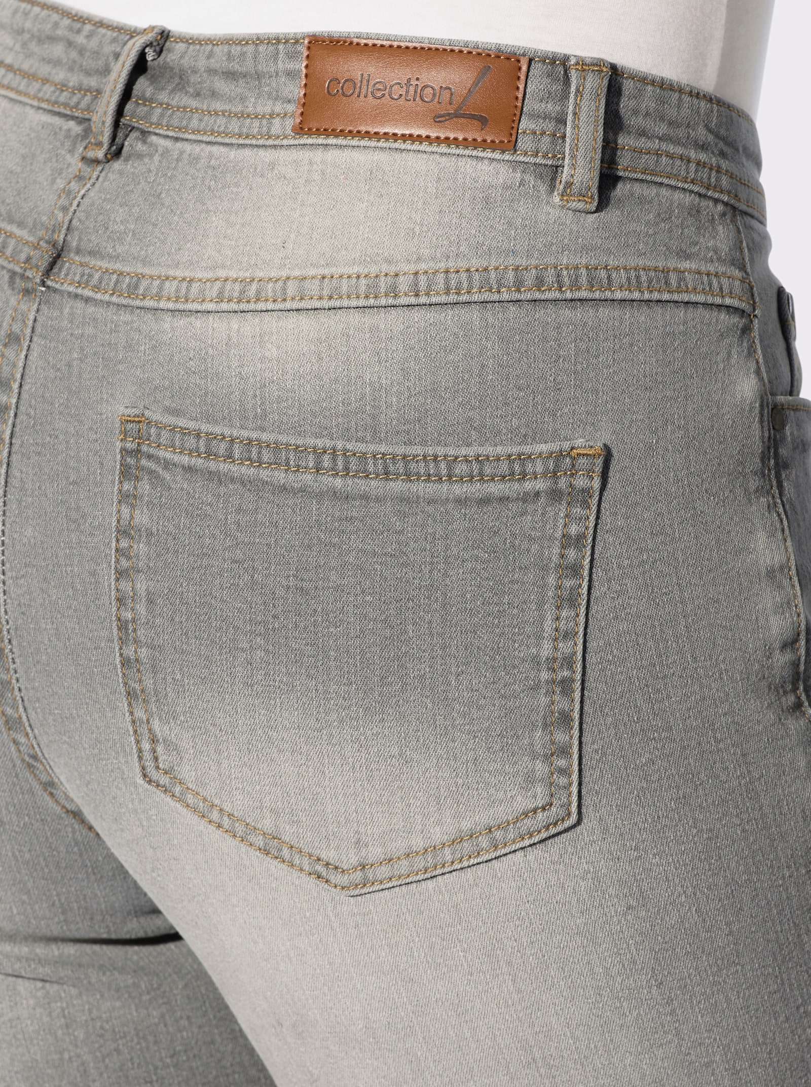 Jeans in modischer Waschung - light grey-denim