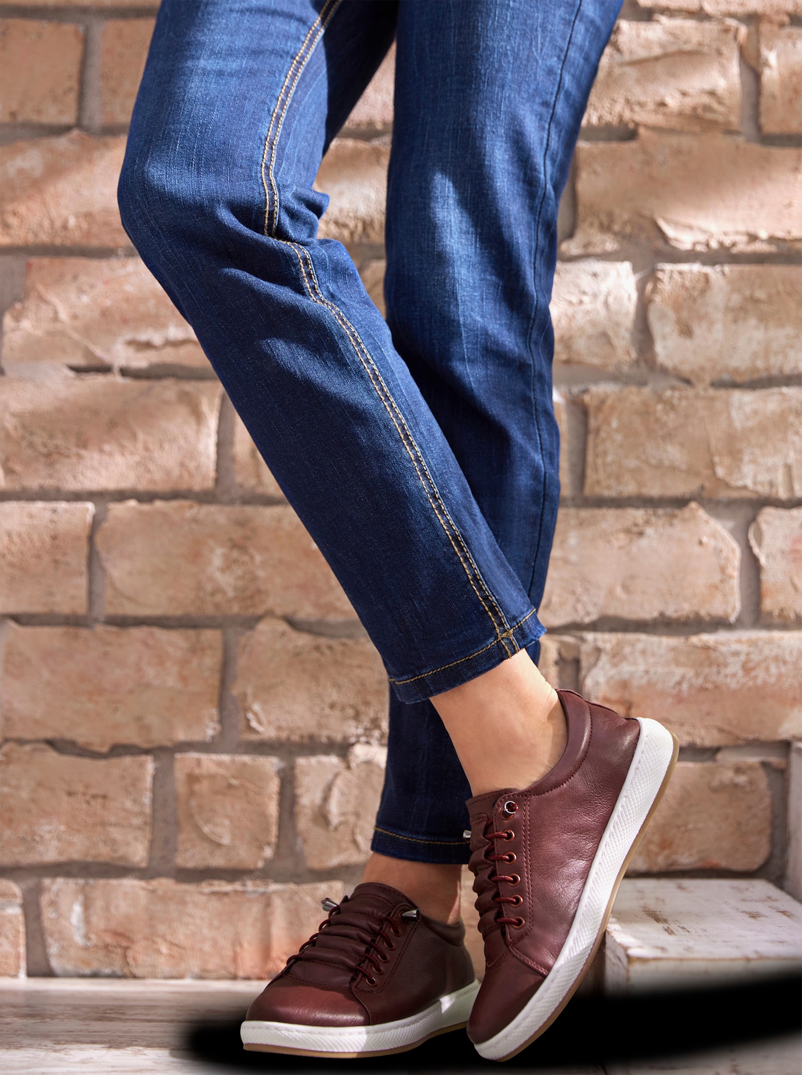 Andrea Conti Sneaker - bordeaux