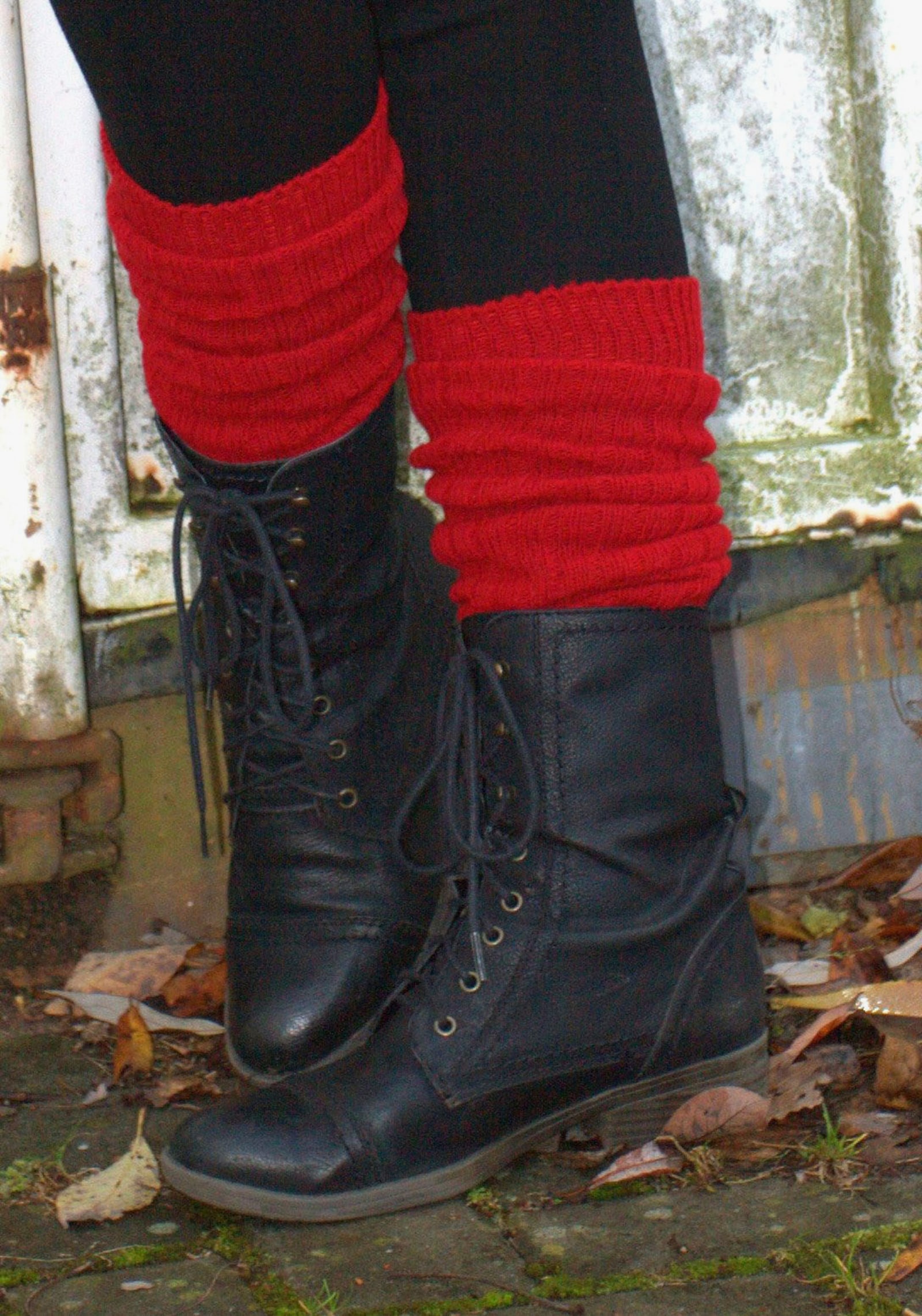 Lavana Beinstulpen - hellmarine, rot