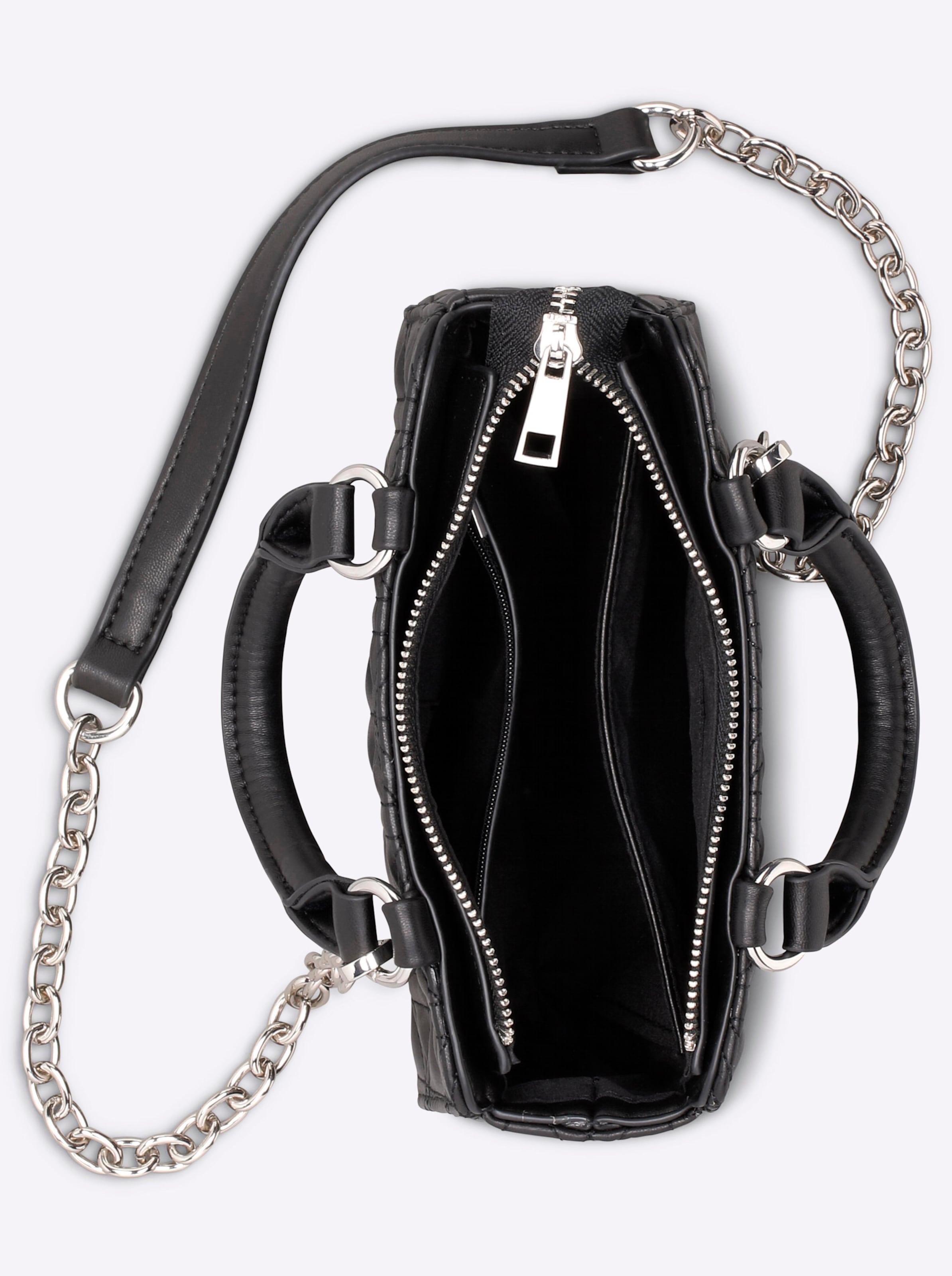 Hochwertiges günstig Kaufen-Tasche in schwarz von heine. Tasche in schwarz von heine <![CDATA[Tasche In modisch kleiner Form, mit effektvoller Rautensteppung, abnehmbarem Kettenhenkel und Metallemblem vorne. Hochwertiges Lederimitat. Innen mit Reißverschluss- und Steckfach. Ca. 20x