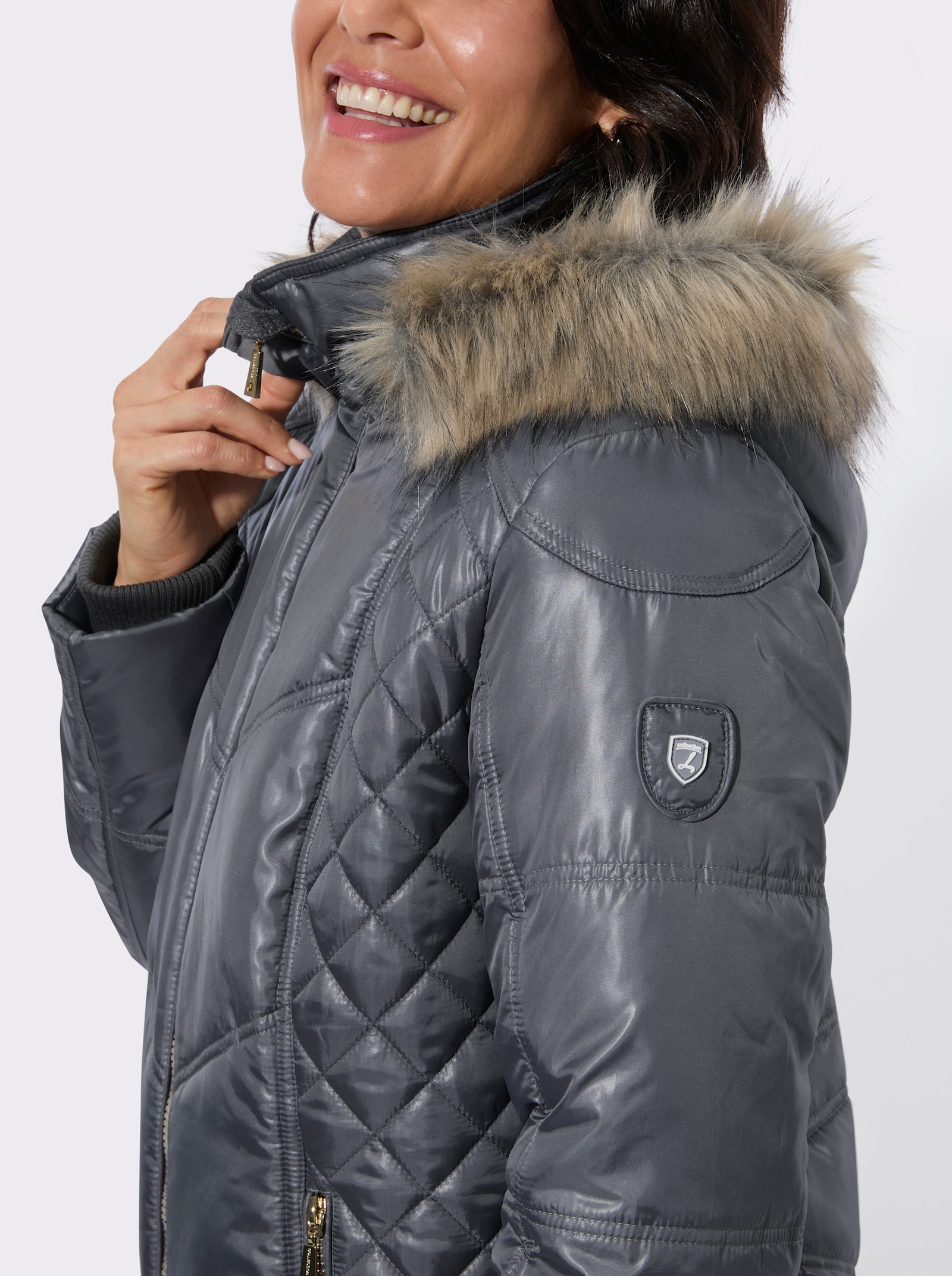 Steppjacke mit Kapuze mit Pelz-Imitat - anthrazit