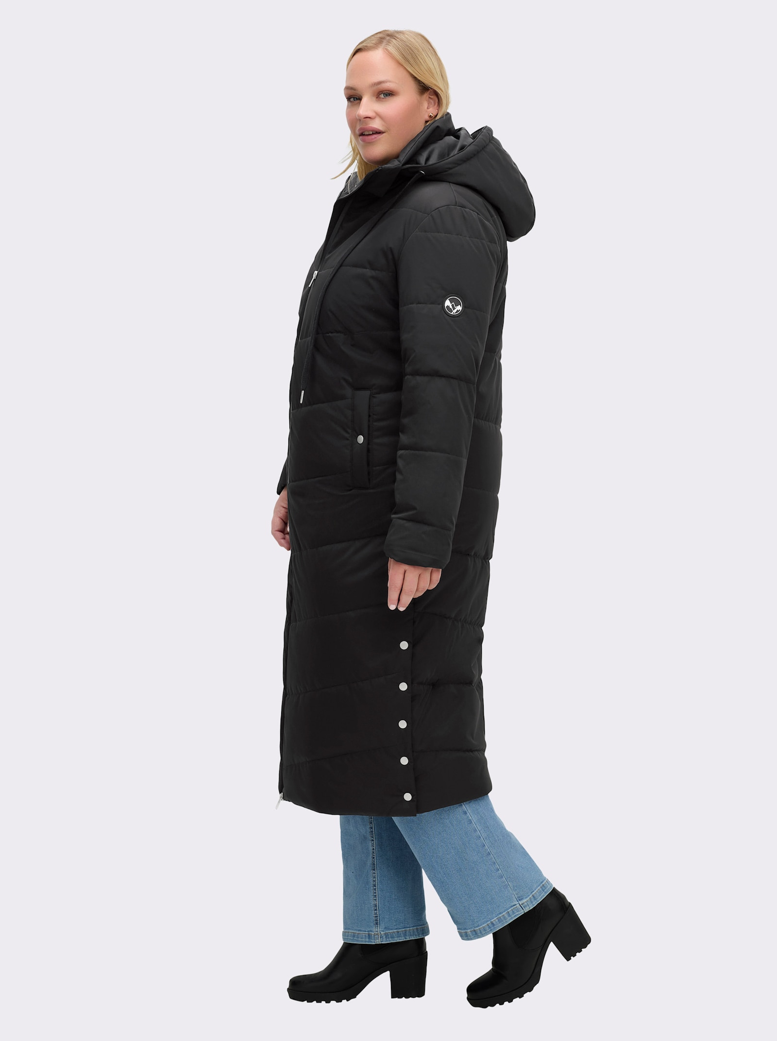 sheego Steppmantel mit Stehkragen und Kapuze - schwarz