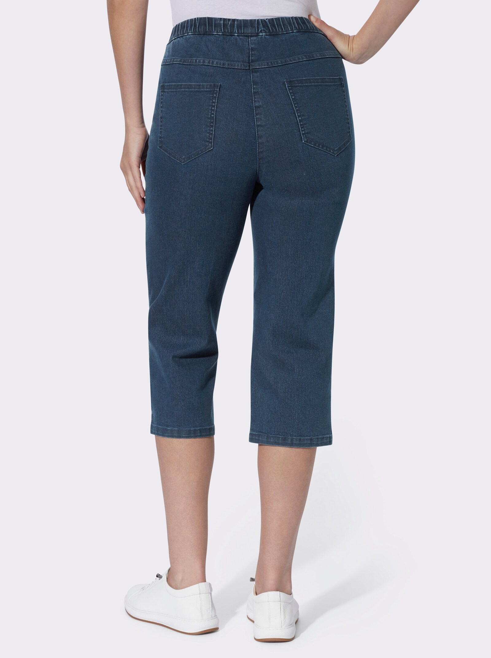 Caprijeans mit Glitzersteinchen-Deko - blue-stone-washed
