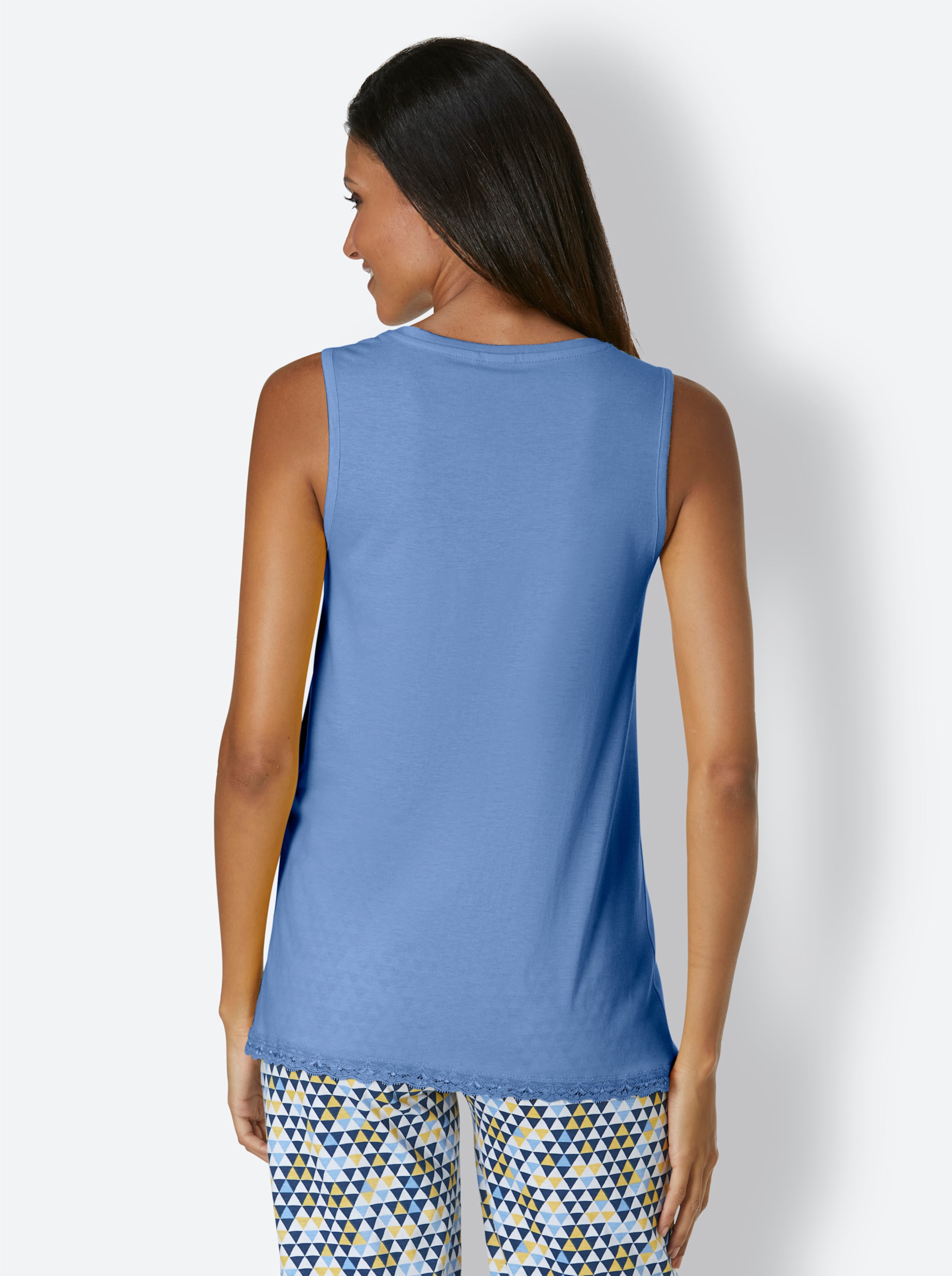 Shirt günstig Kaufen-Schlafanzug-Shirt in himmelblau von wäschepur. Schlafanzug-Shirt in himmelblau von wäschepur <![CDATA[Himmlisch weich ist dieses kombifreudige Schlafanzug-Shirt. Der Saum ist mit zarter Spitze versehen und verleiht ihm einen Hauch Eleganz. Singl