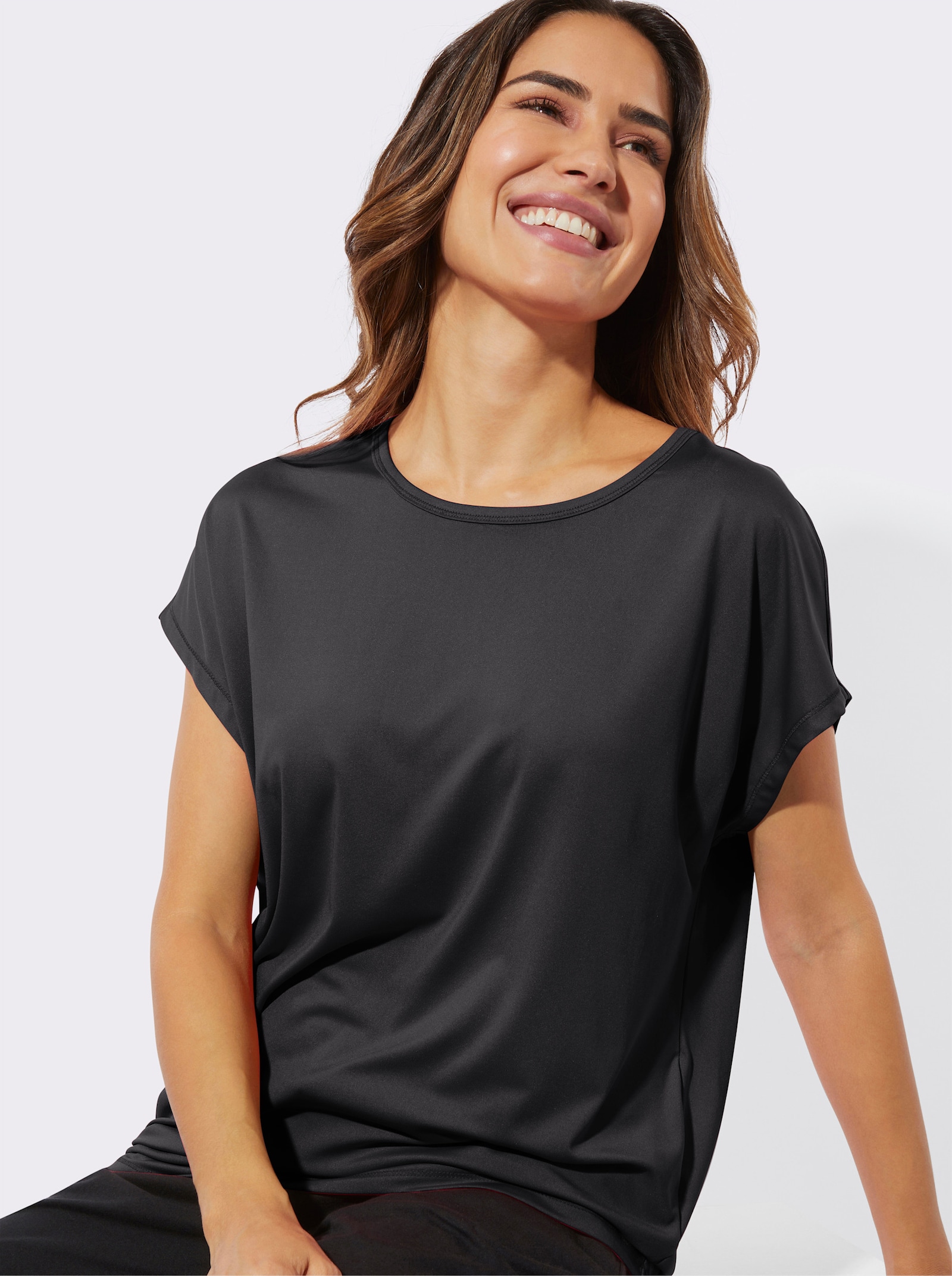 Tričko s kulatým výstřihem pro sport a volný čas - černá