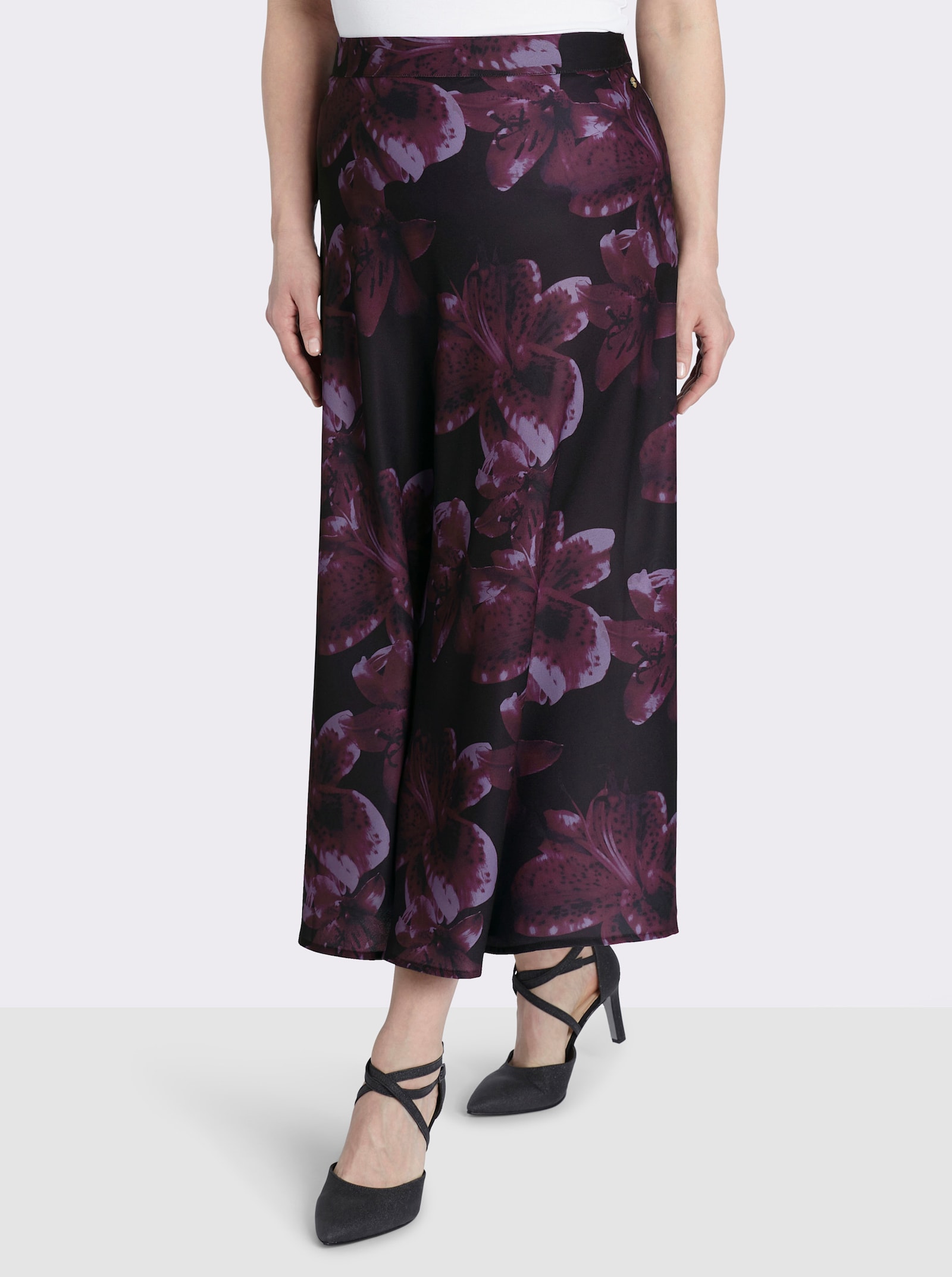 sheego Satinrock mit floralem Alloverprint - schwarz-burgund-bedruckt