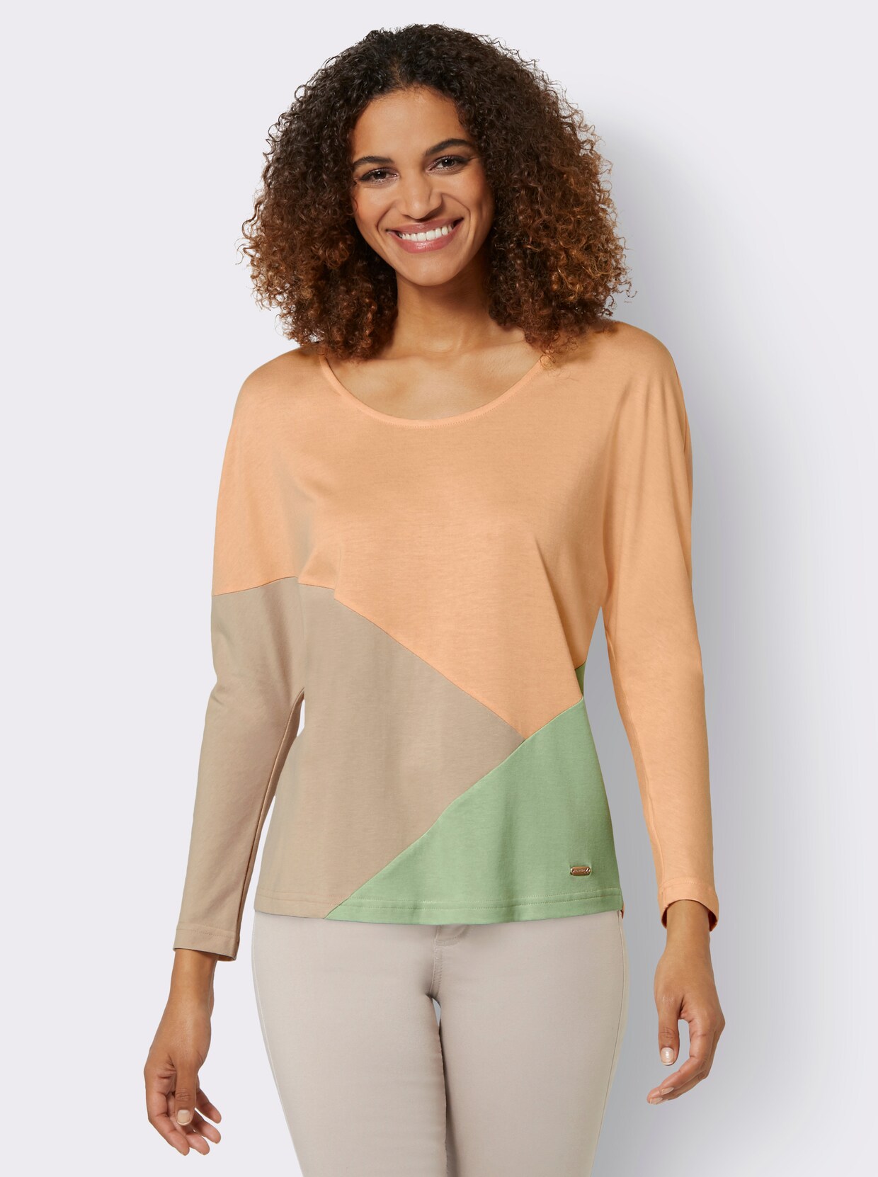 Fledermausshirt - apricot-sand-gemustert