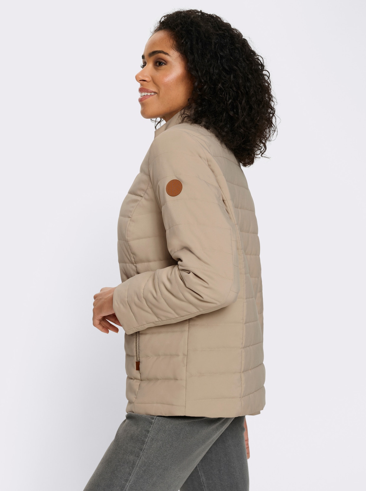 Steppjacke mit Reißverschluss-Taschen - beige