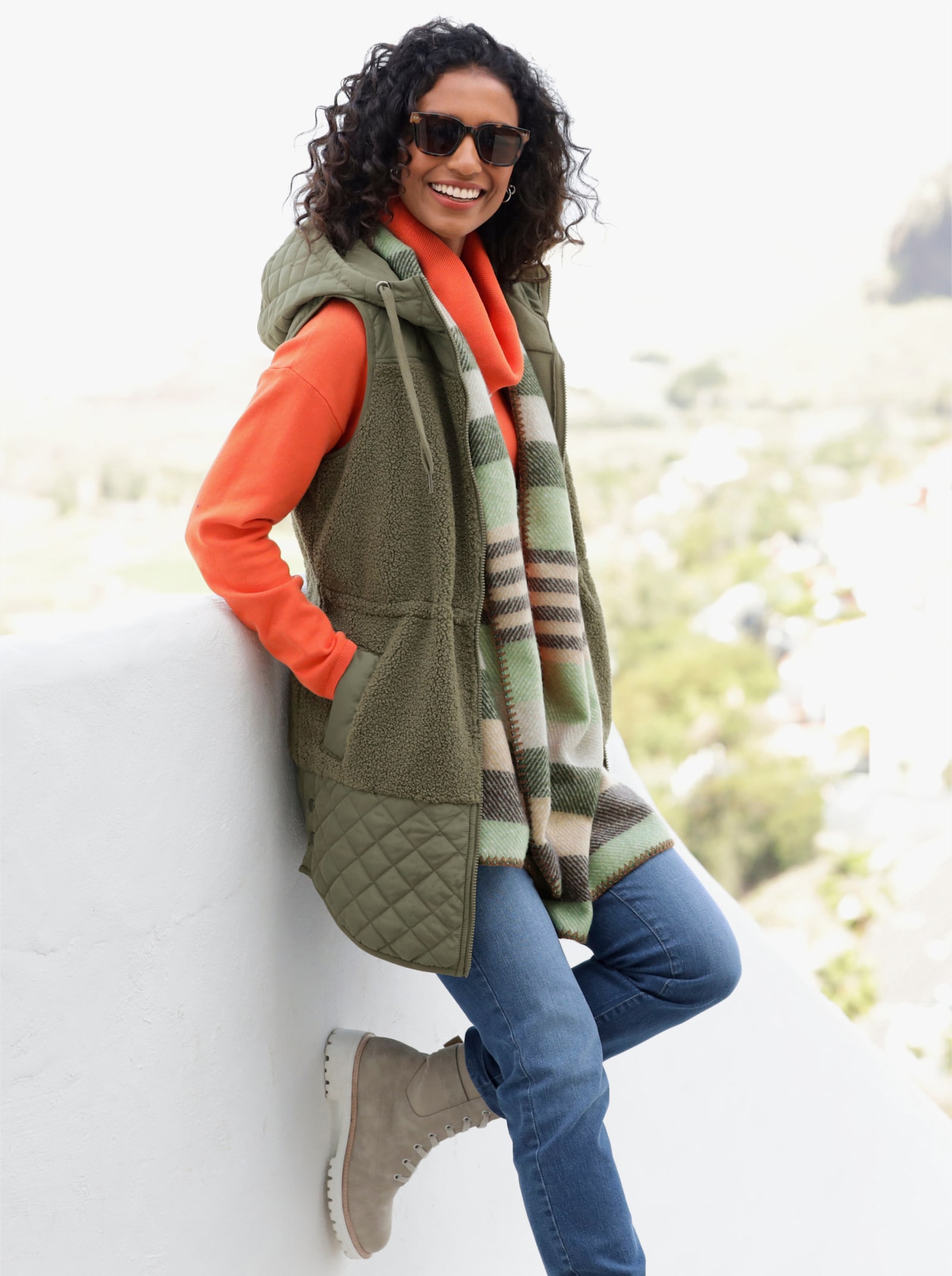 heine Langarm-Pullover mit weitem Rollkragen - orange