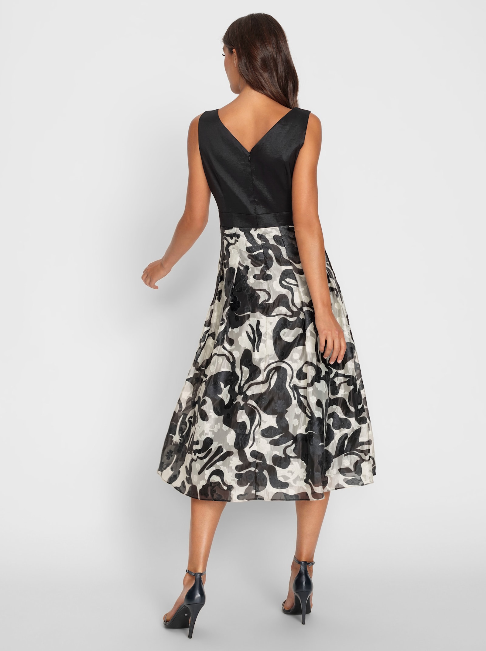 heine Robe évasée en qualité jacquard - noir-couleur ivoire imprimé