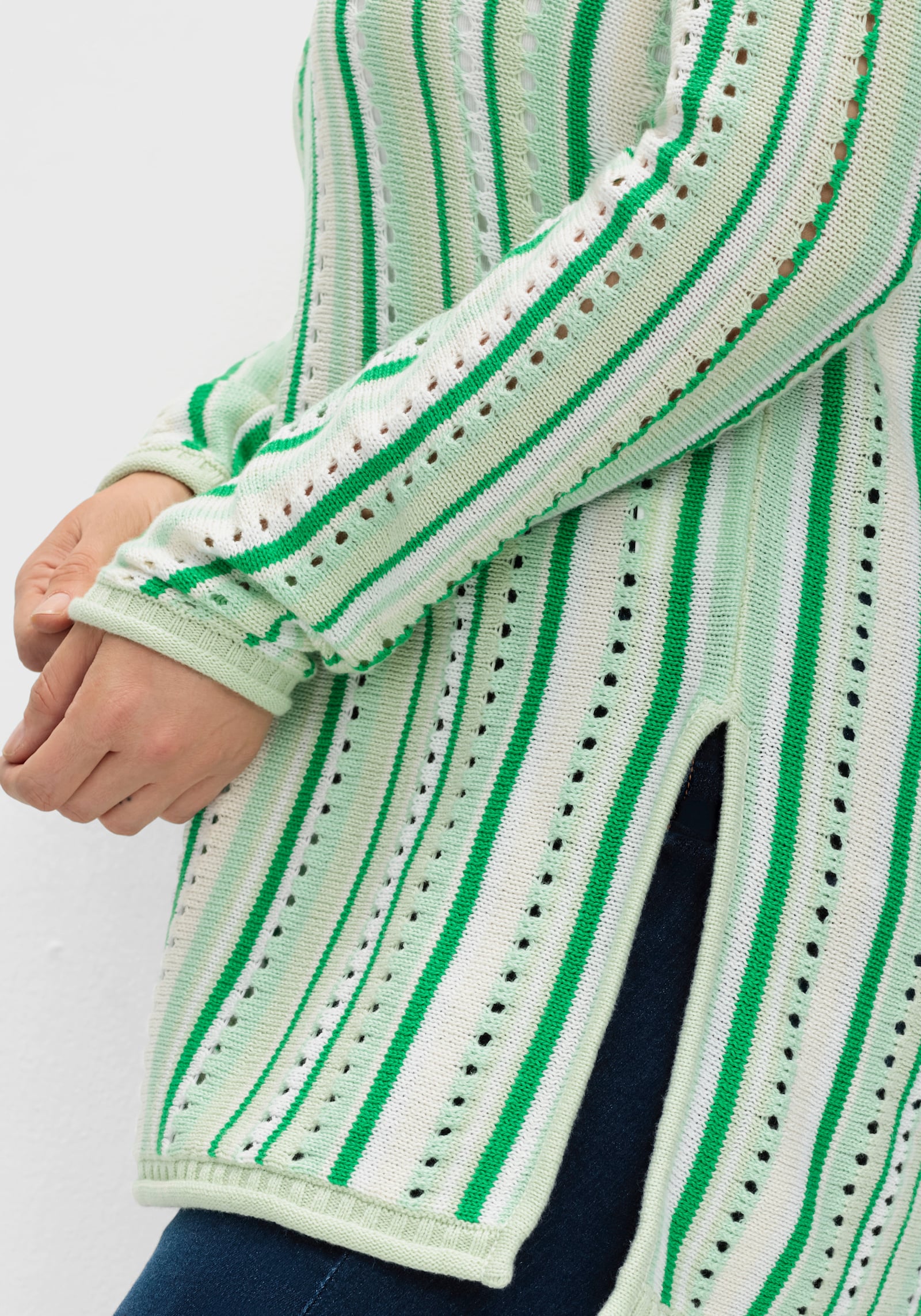 sheego Ajourpullover mit Streifen - grün-offwhite