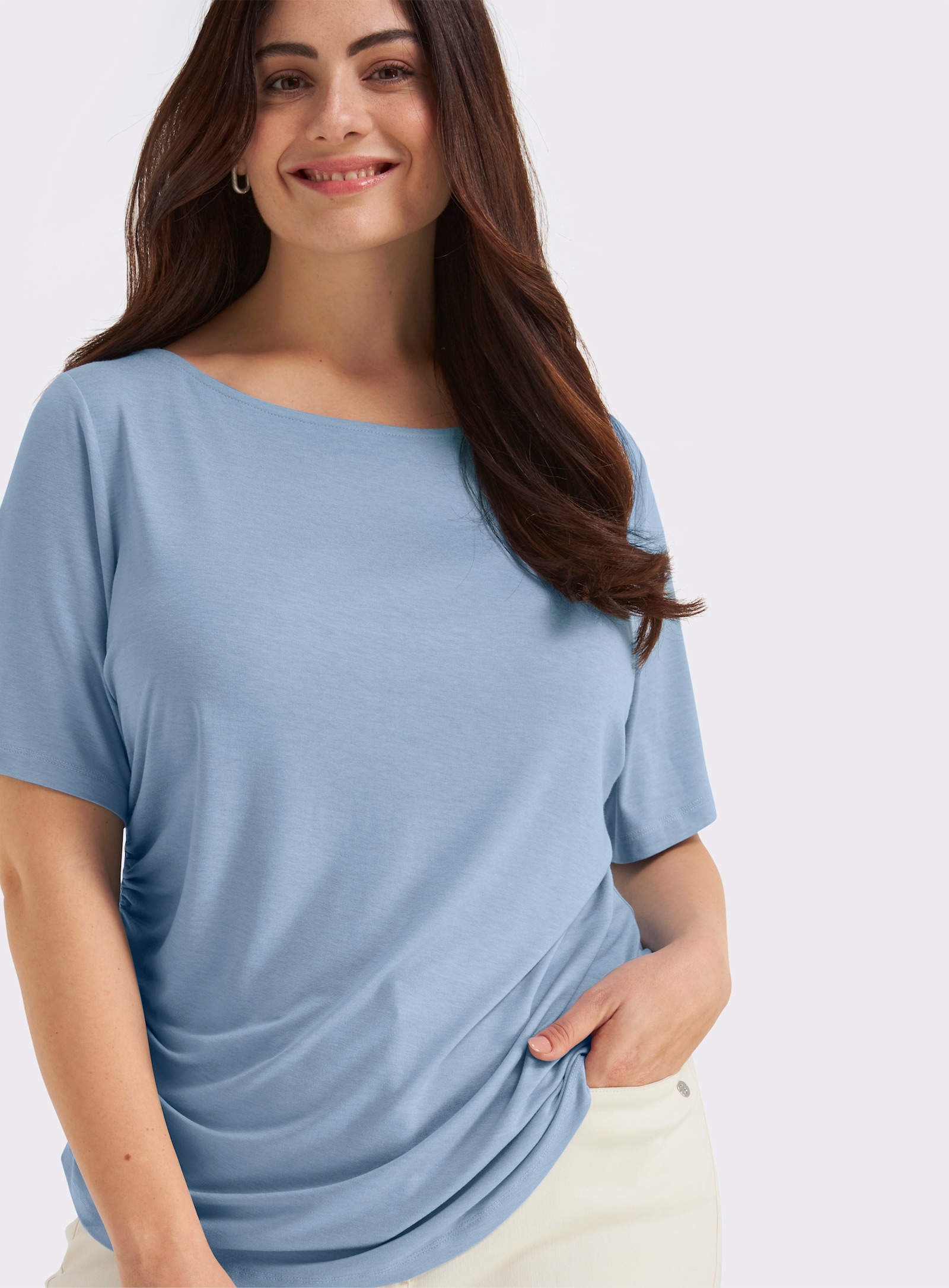 sheego Shirt mit Drapierungen in der Taille - bleu