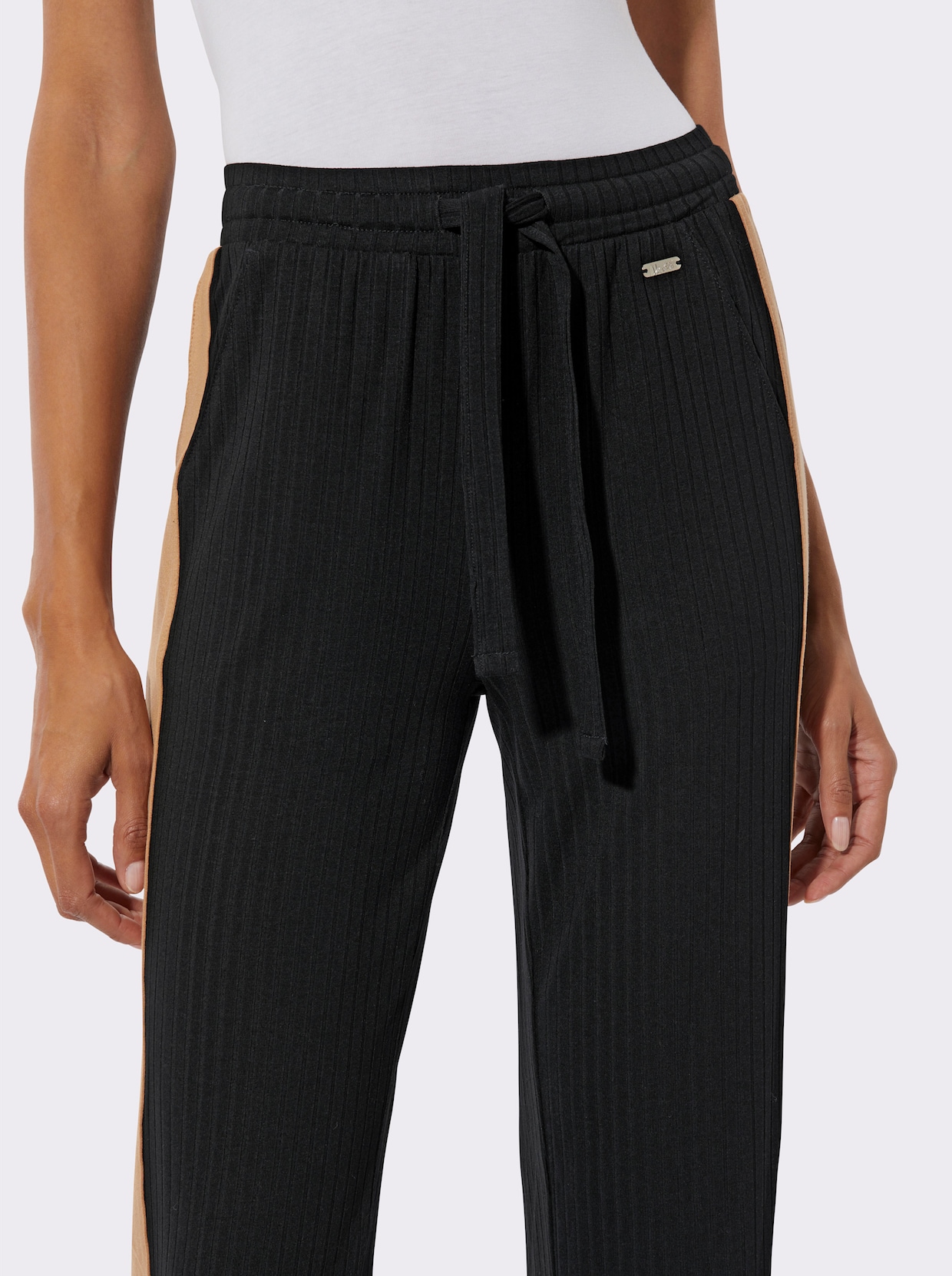 feel good Hose - schwarz-camel