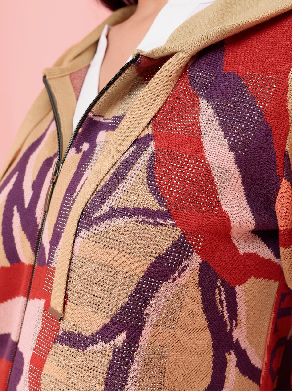 heine Gebreid vest met capuchon - rood/camel gedessineerd