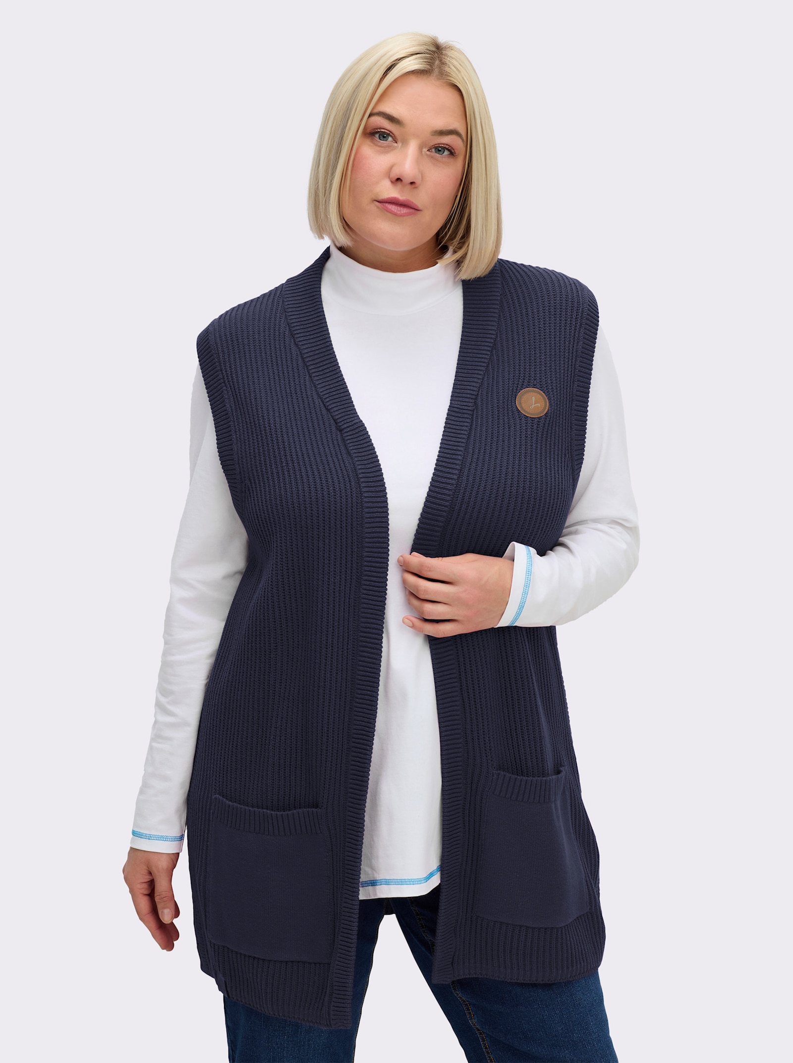 Strickweste in Longform, gerippt - marine