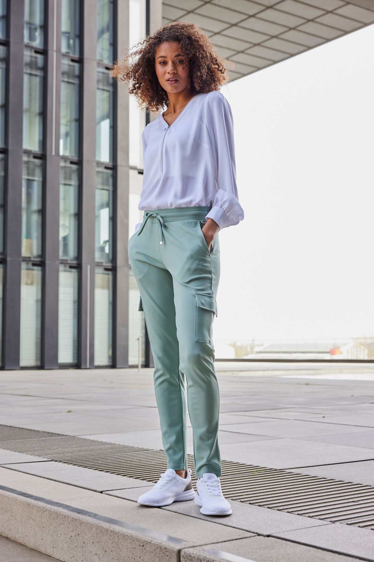 LASCANA Pantalon cargo - menthe