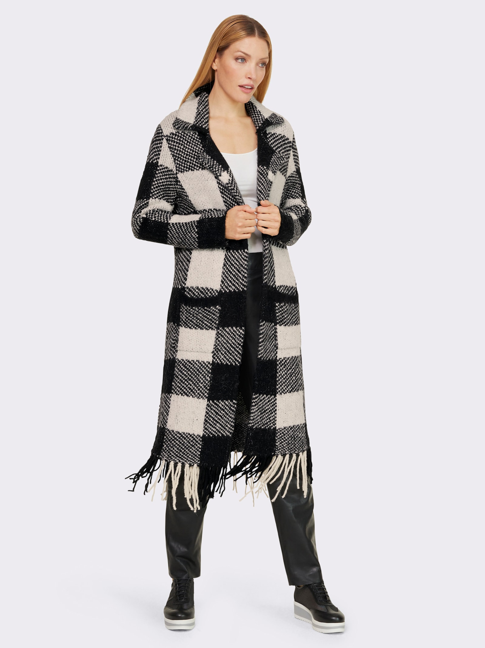 heine Manteau en tricot avec franges - noir-écru à carreaux