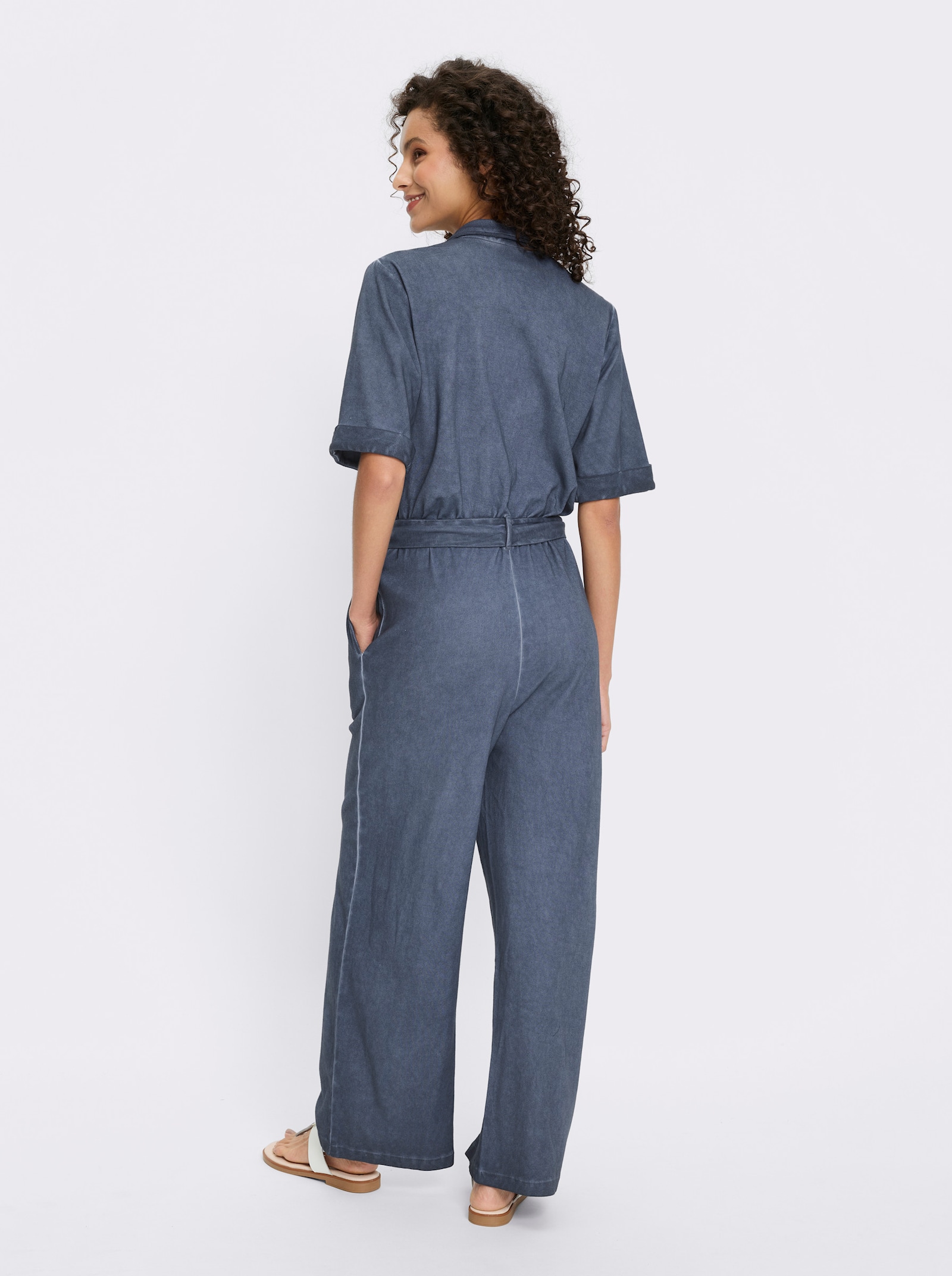heine Jumpsuit mit Bindegürtel - jeansblau