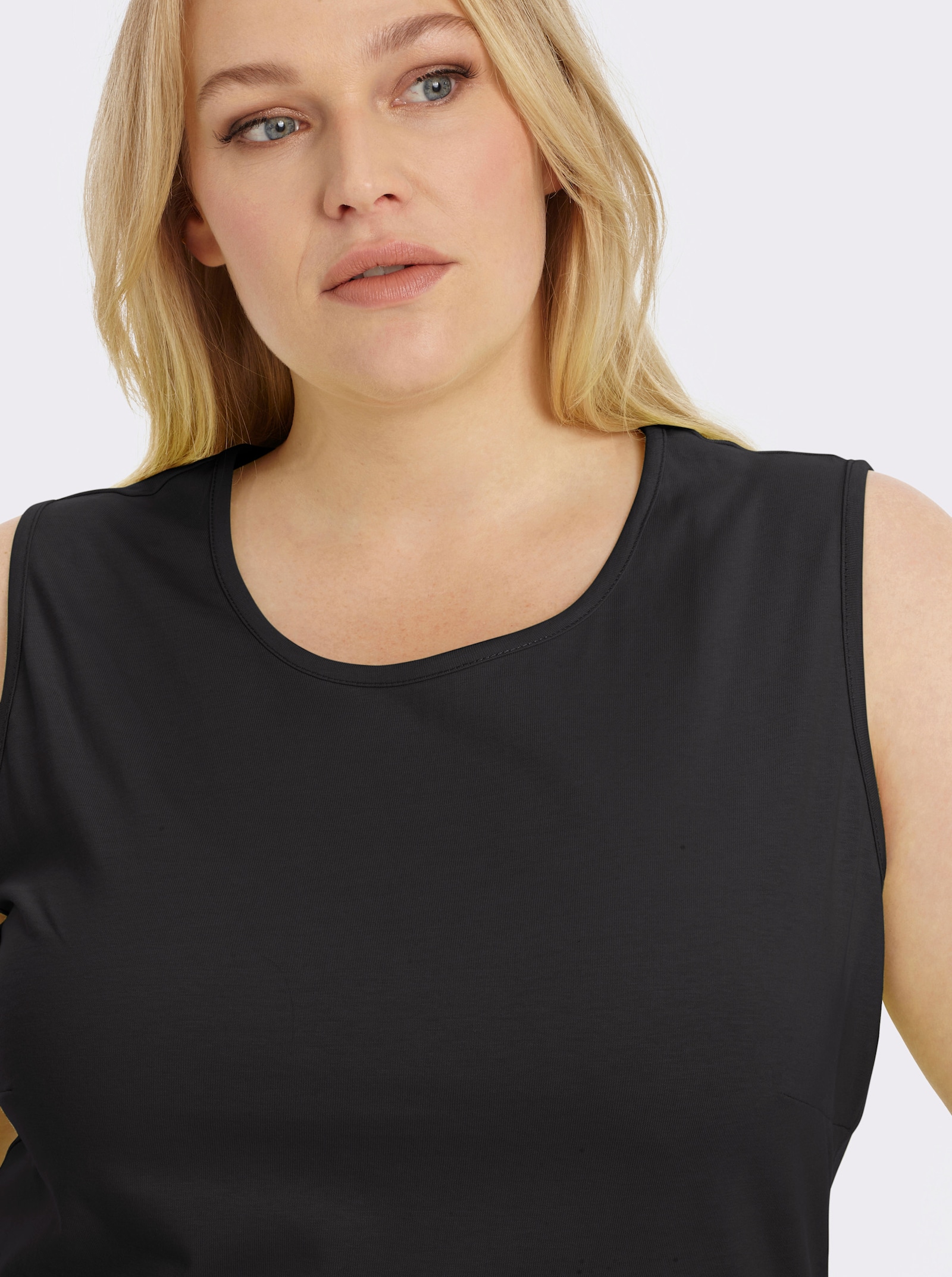Trägertop mit Rundhals-Ausschnitt - schwarz
