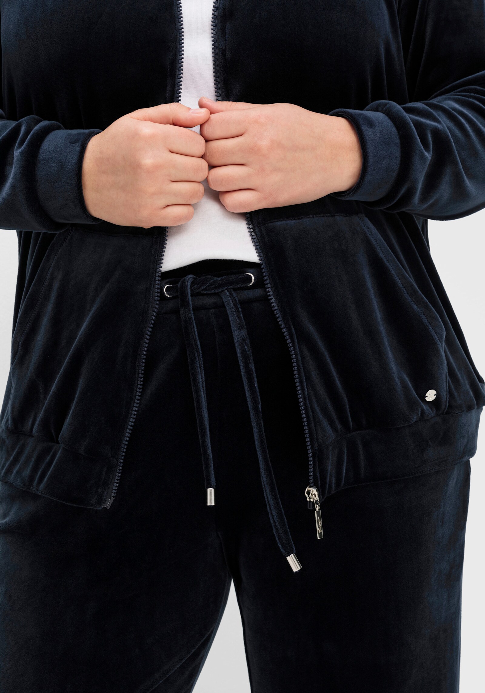 sheego Hausanzug in Nicki-Qualität - nachtblau