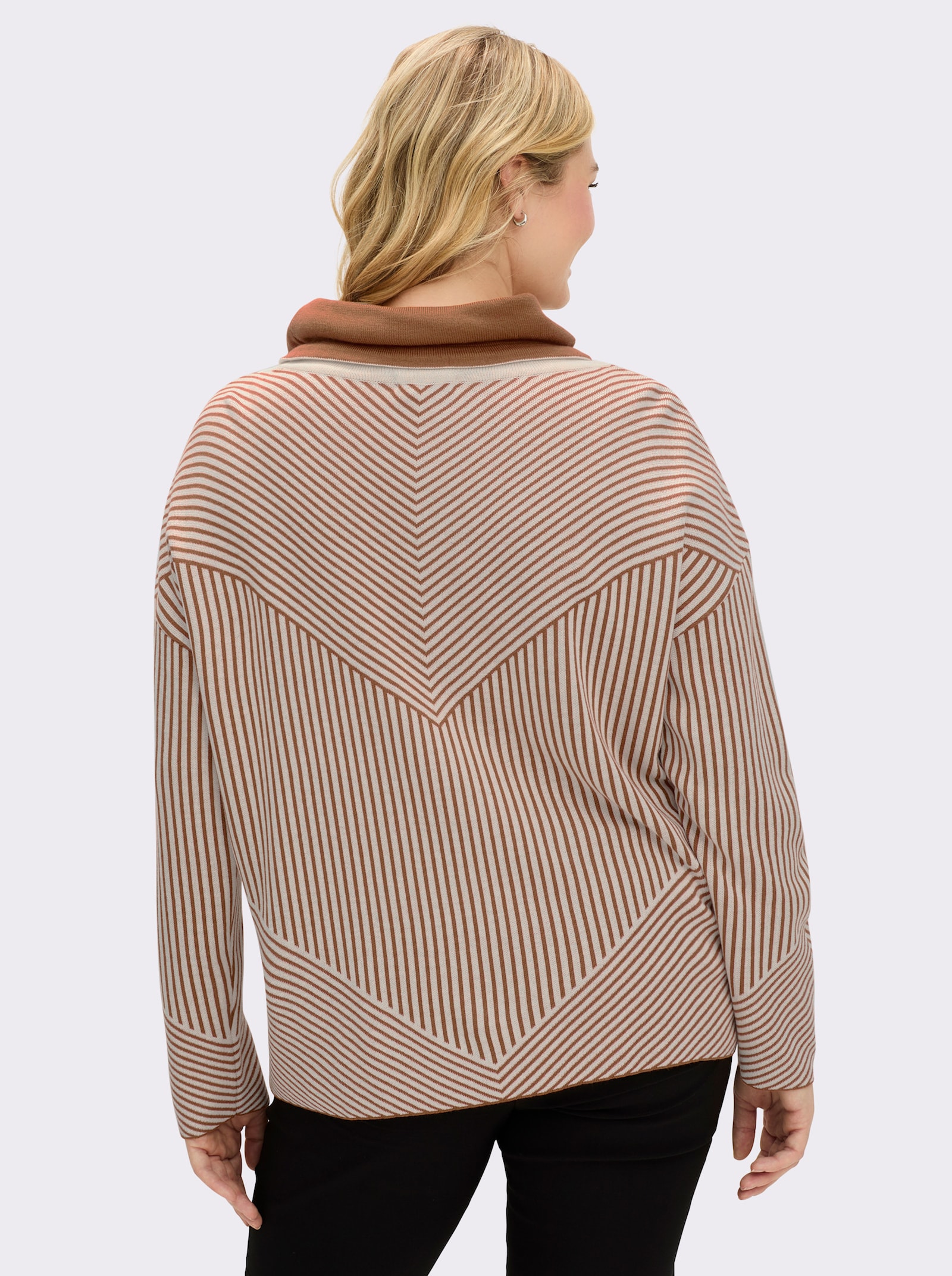 Rollkragenpullover in Modal-Mischung - champagner-cognac-gemustert