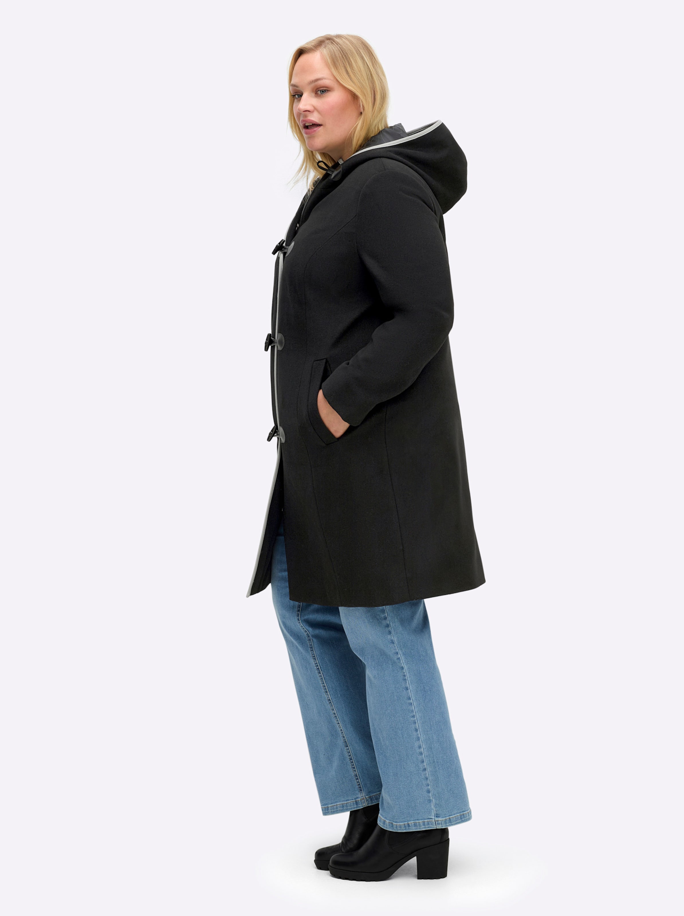 Thumbnail - Wintermantel