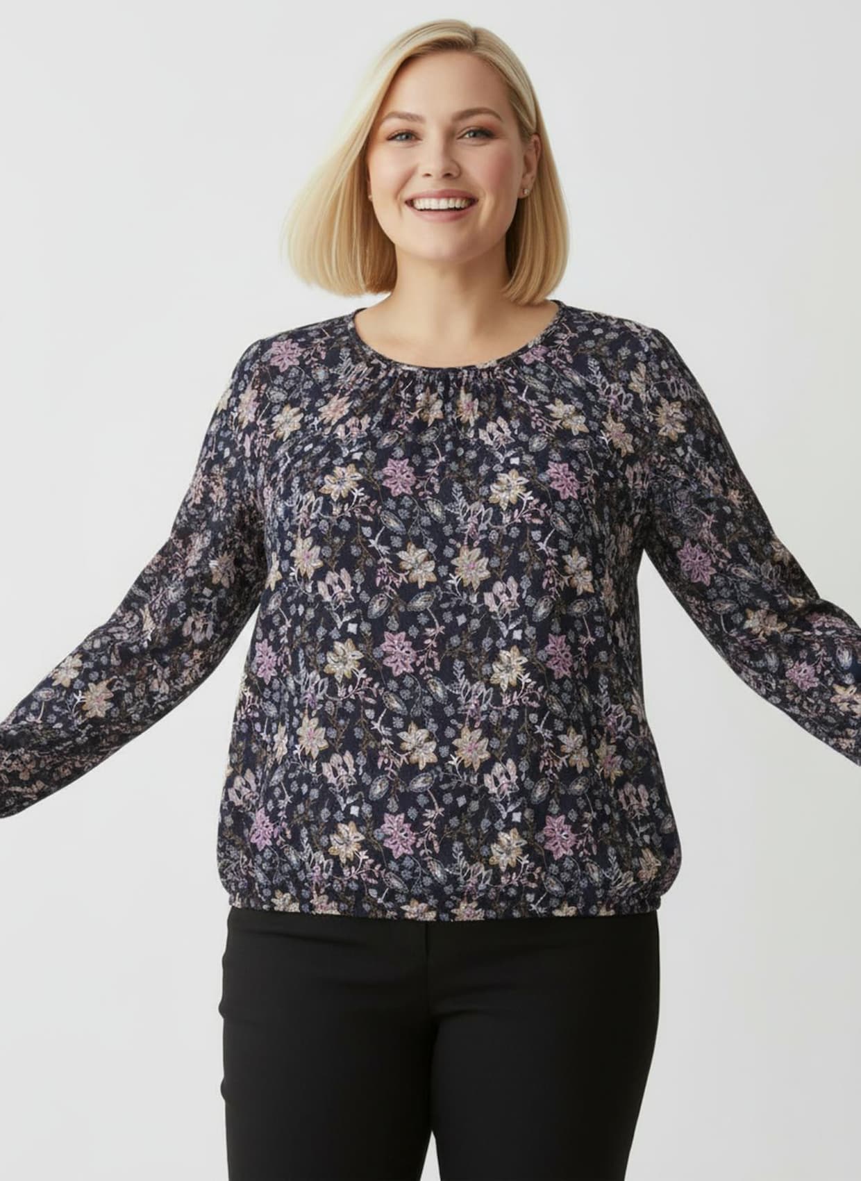 Schlupfbluse in Blüten-Dessin - marine-rosenquarz-bedruckt