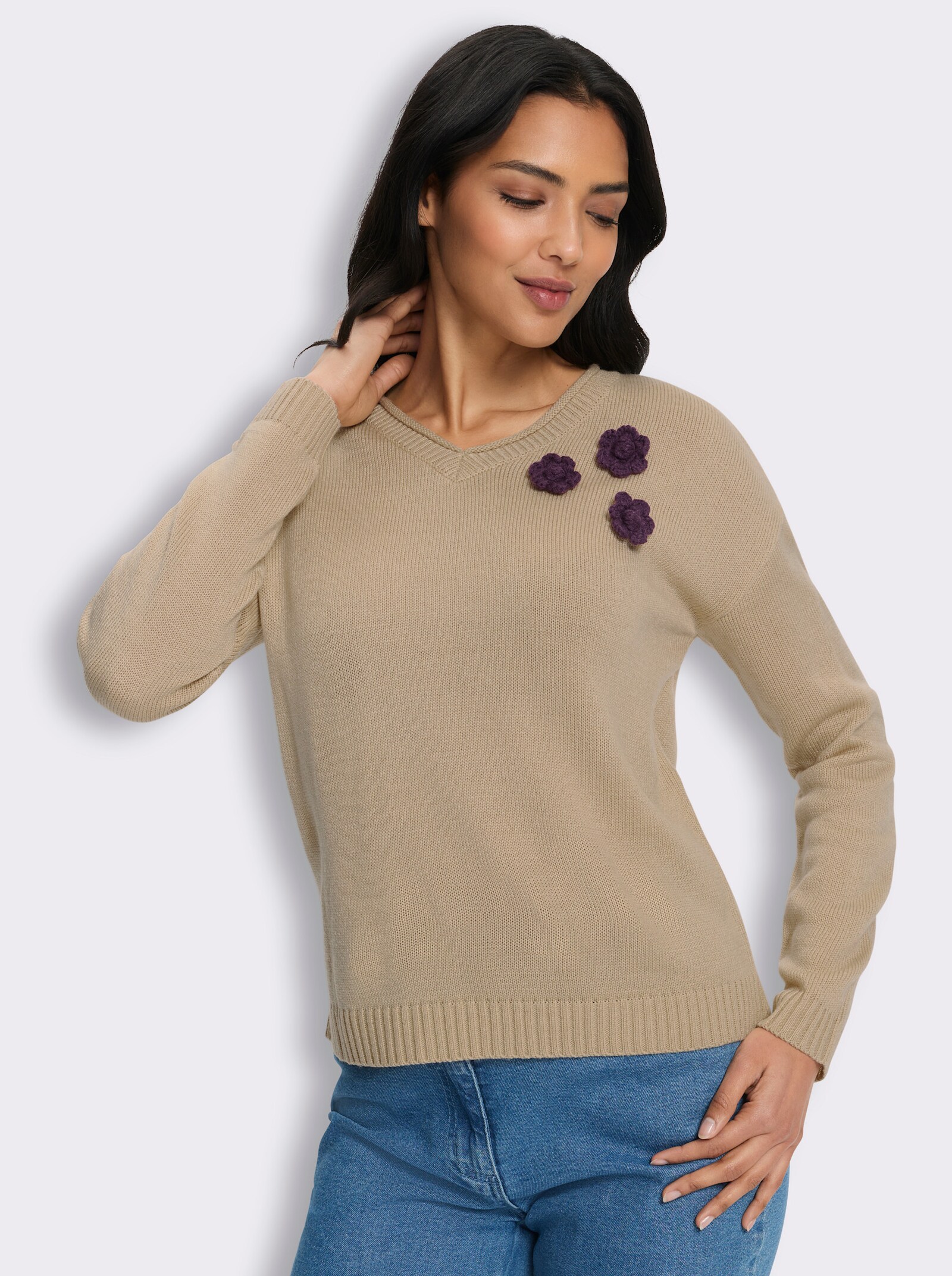 V-Ausschnitt-Pullover mit Blüten-Applikation - sand-traube