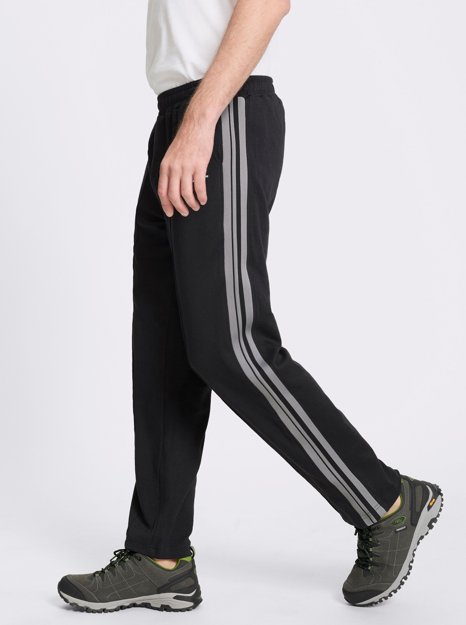 Catamaran Sports Freizeithose mit Biesen vorne - schwarz