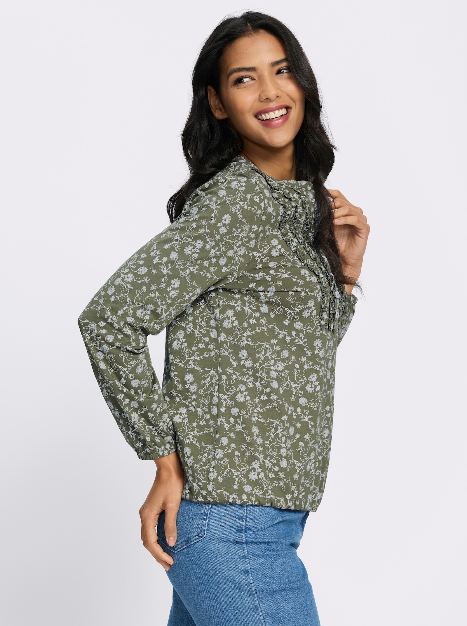 Langarmshirt mit Rüschen am Ausschnitt - khaki-ecru-bedruckt