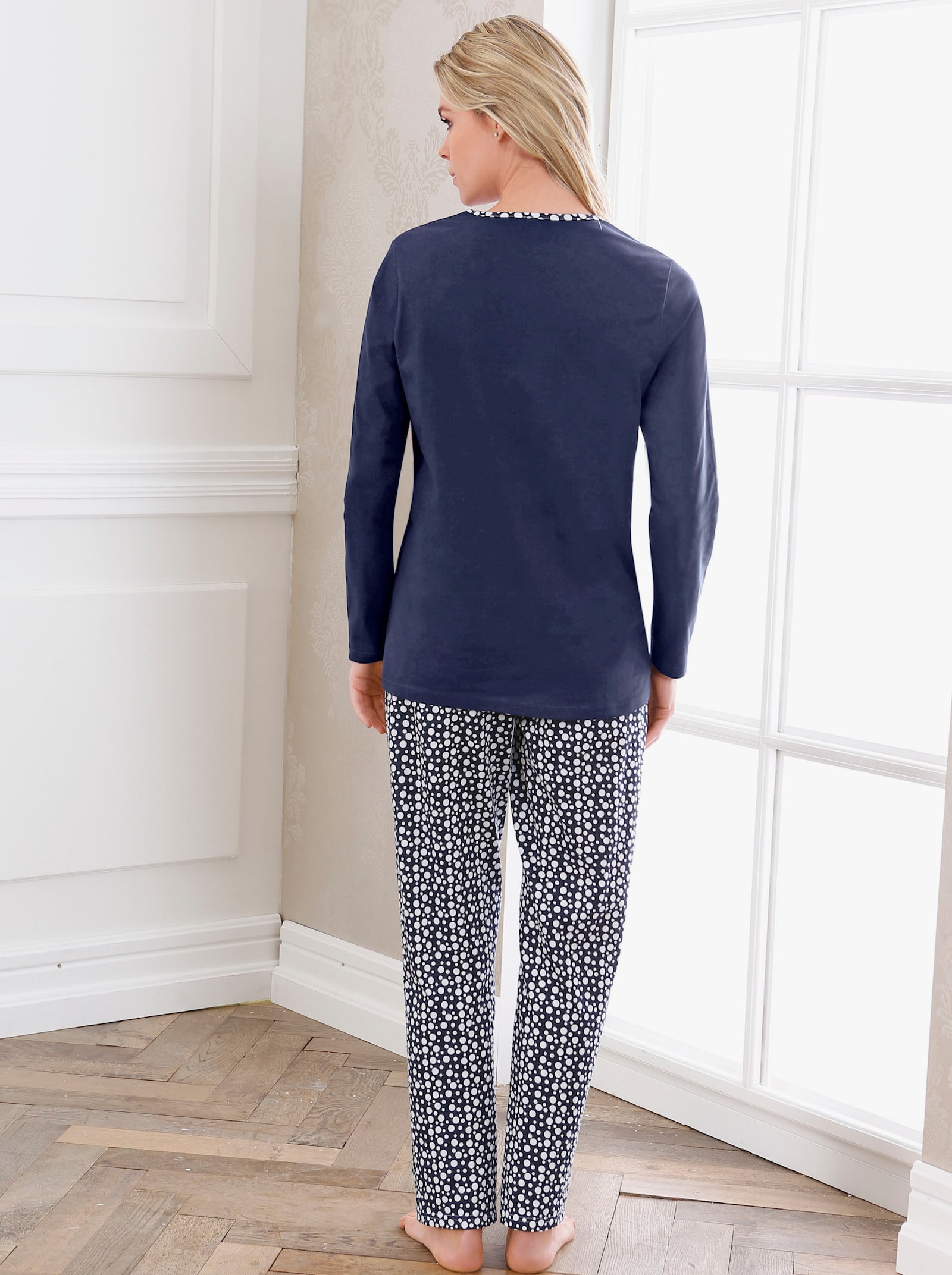 Schlafanzug aus reiner Baumwolle, bedruckt - marine-bedruckt