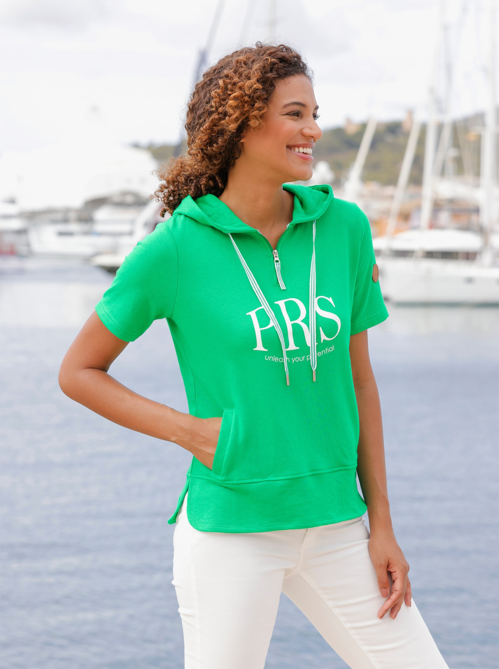 Sweatshirt mit kurzen Ärmeln - grasgrün-weiß-bedruckt