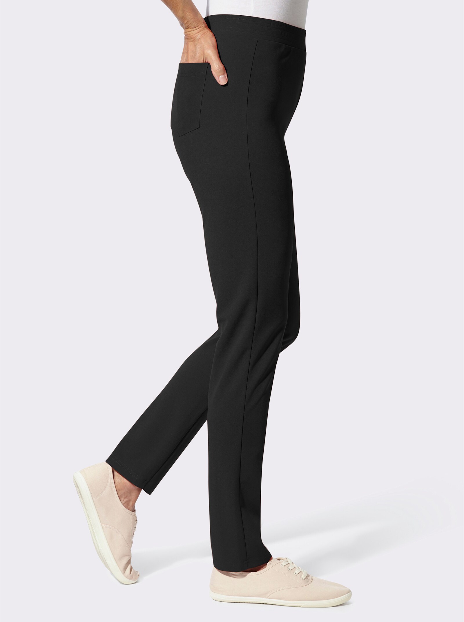 Schlupfhose in schmaler Schnittführung - schwarz