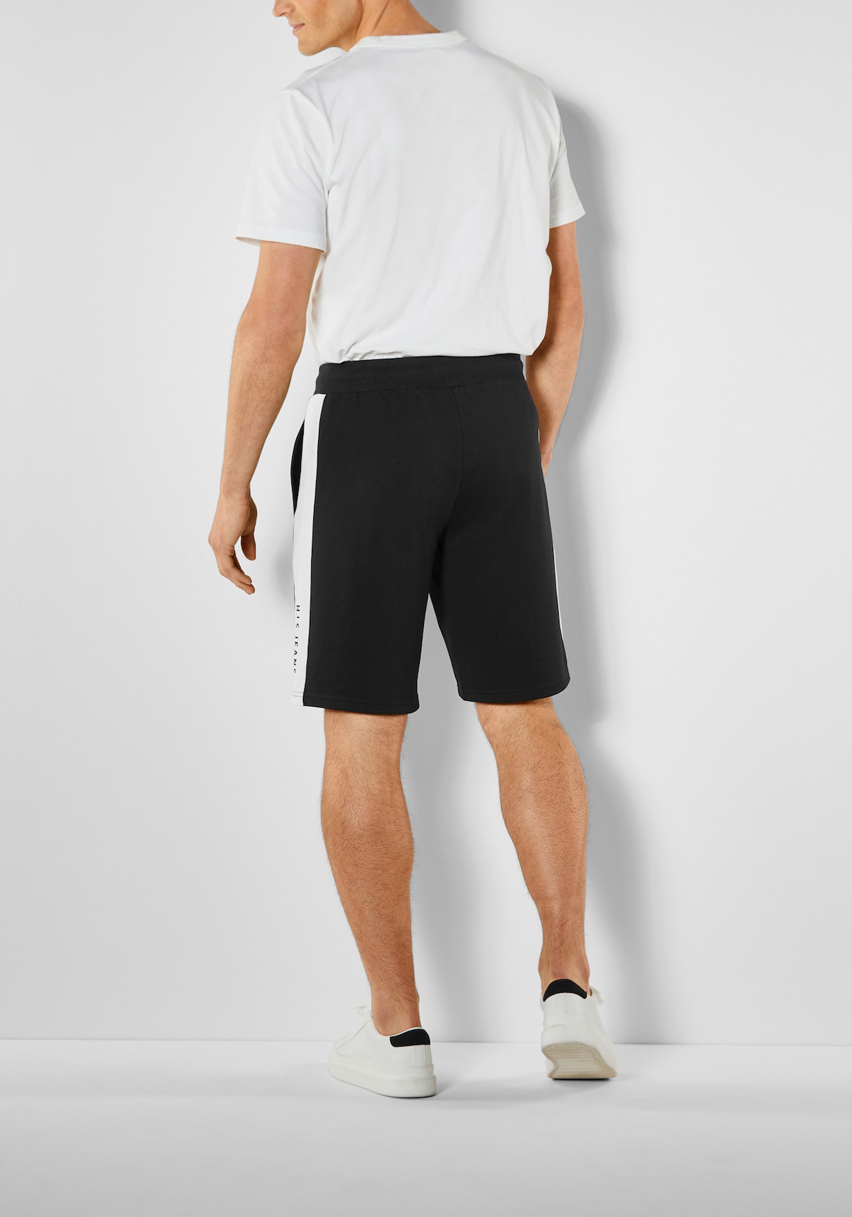 H.I.S Sweatshorts - schwarz