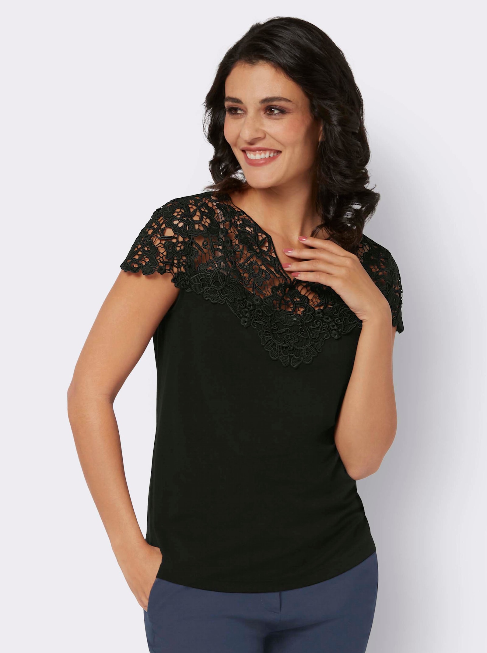 Spitzenshirt mit Flügelärmeln - schwarz