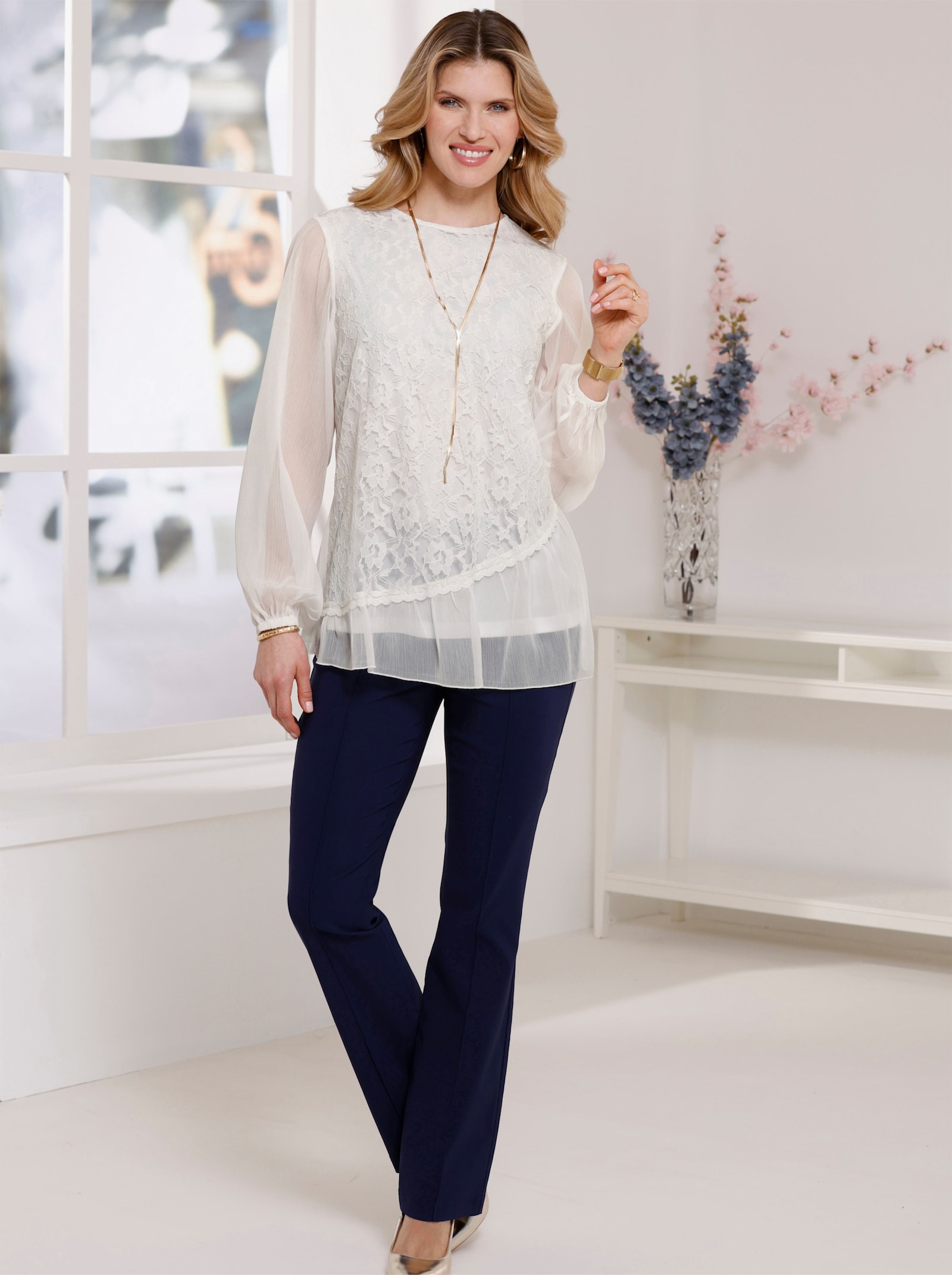 Kanten blouse met transparante mouwen - ecru