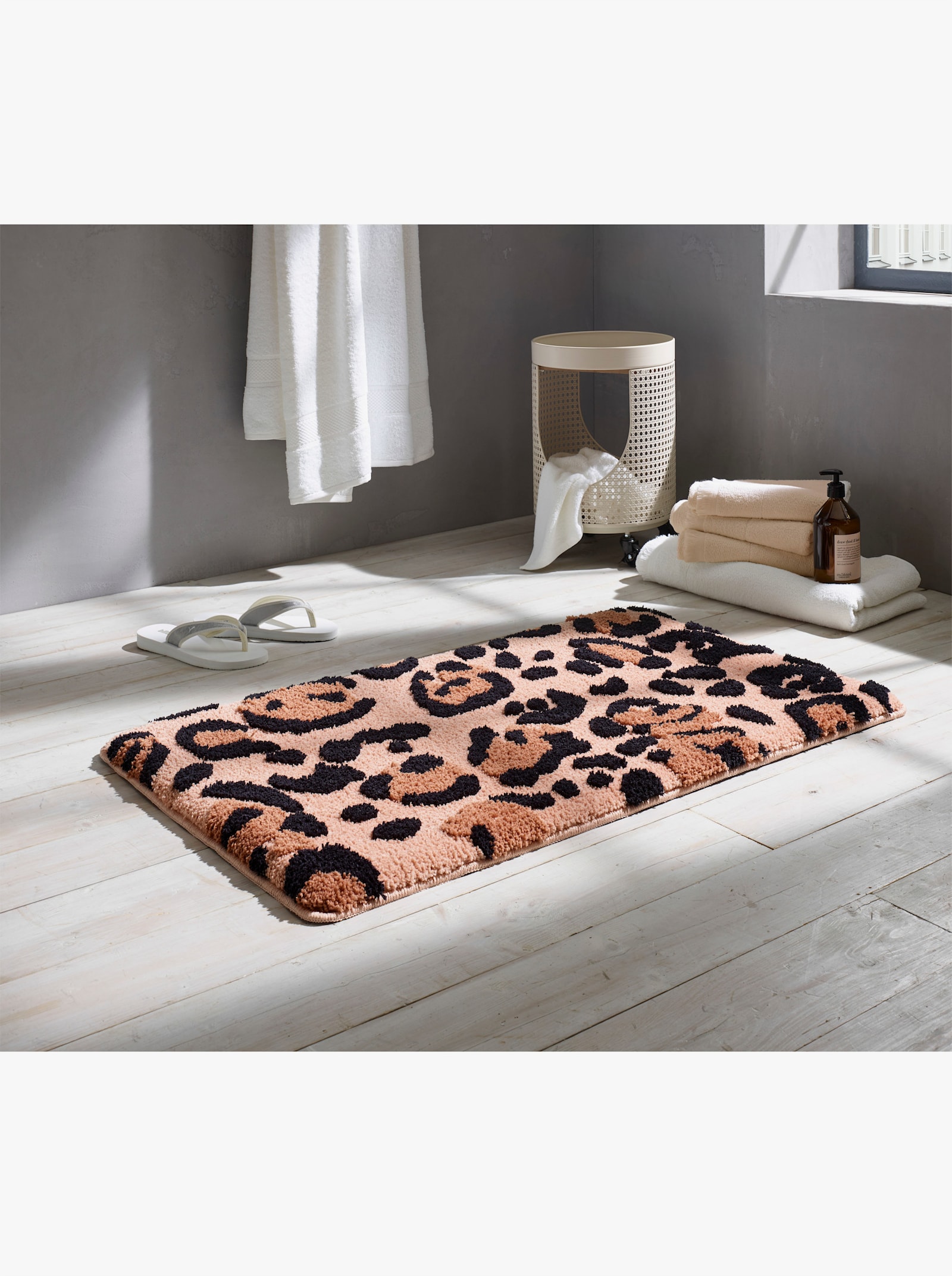 Impressionen Badematte - braun-schwarz-gemustert