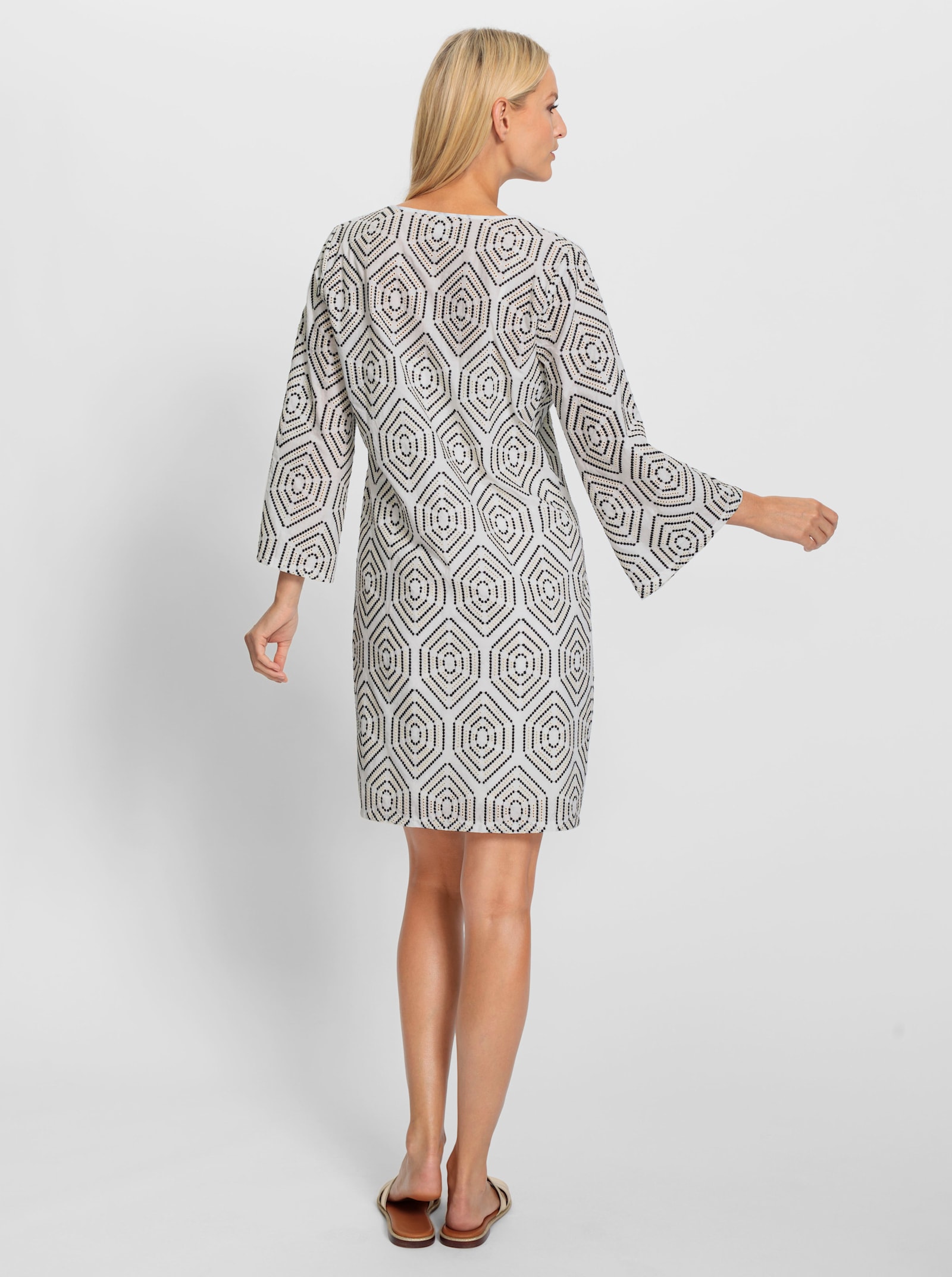 heine Baumwollkleid mit Lochstickerei - ecru-schwarz-gemustert