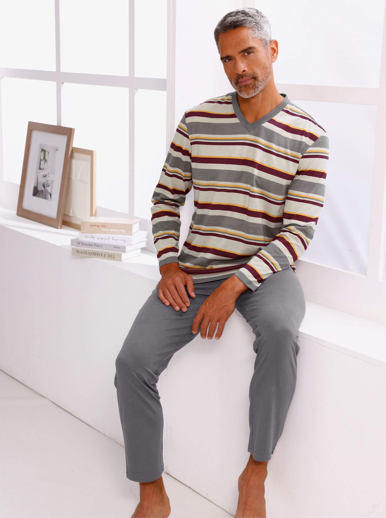 Pyjamas med randmönster - antracit-ljusgrå-randig