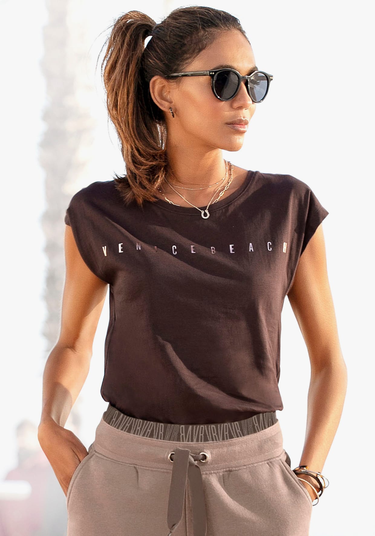 Venice Beach Shirt met korte mouwen - donkerbruin