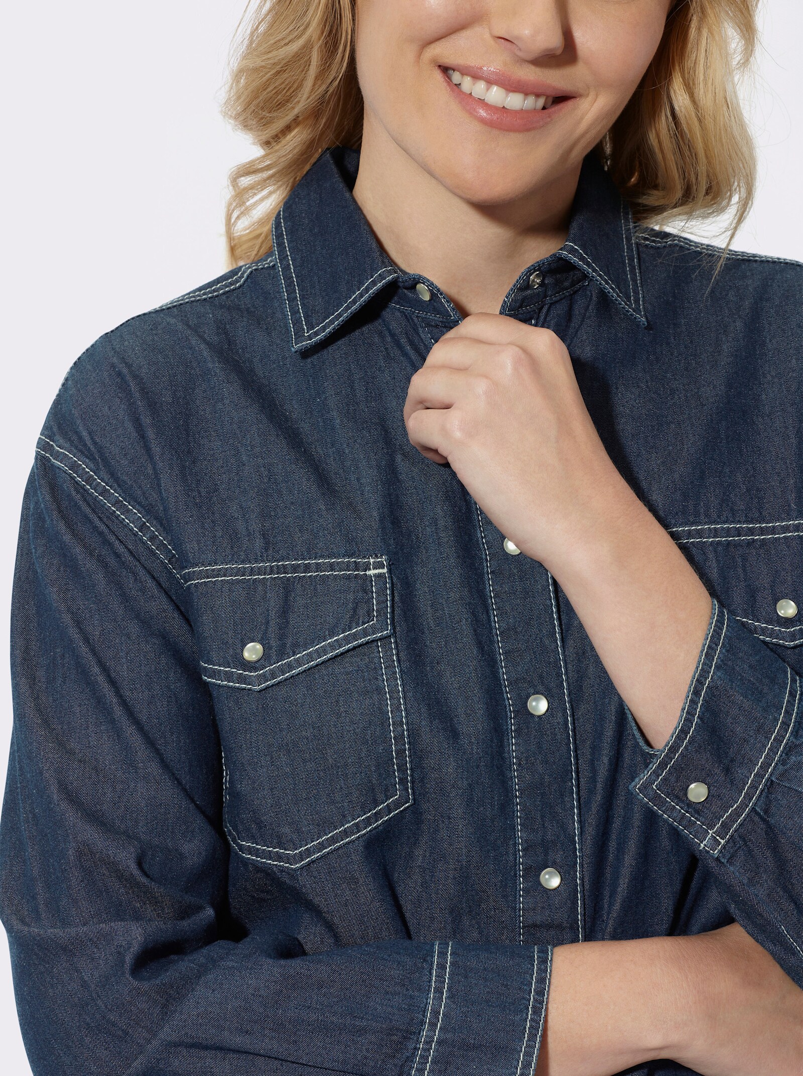 Jeansbluse mit überschnittenen Schultern - blue-stone-washed