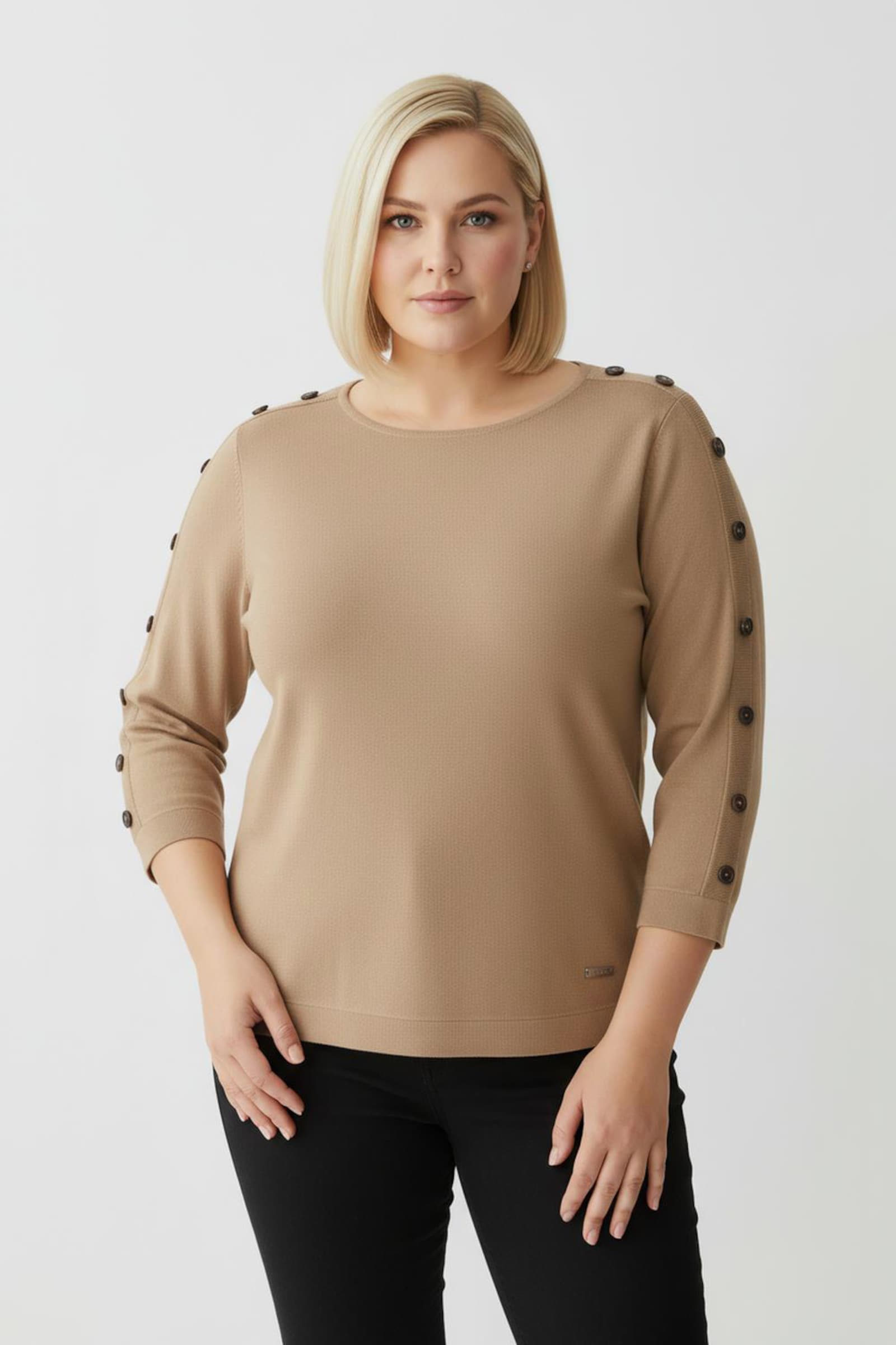 3/4 Arm-Pullover mit Zierknopf-Detail - camel