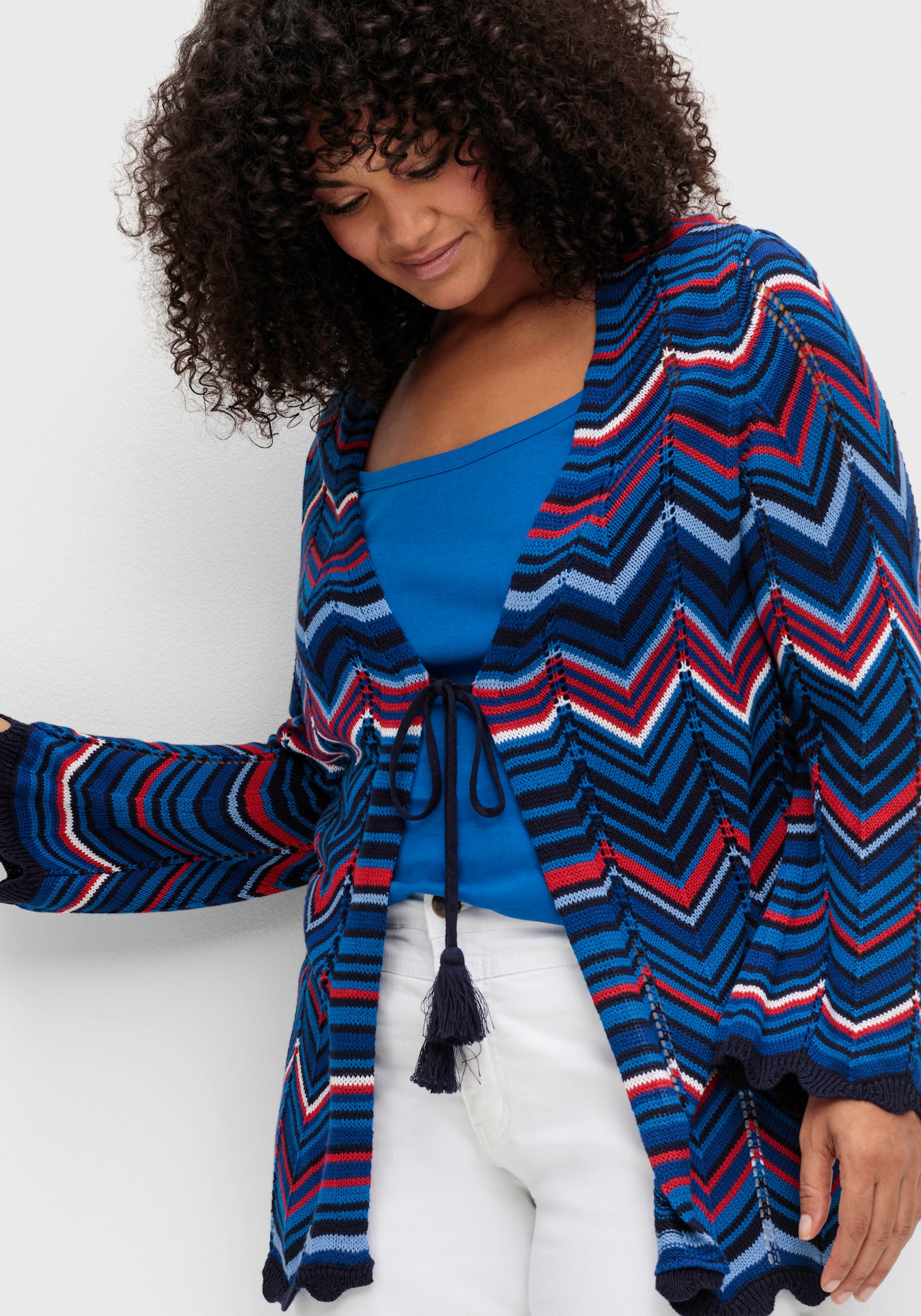 sheego Ajourstrickjacke im Zickzack-Muster - marine-gemustert