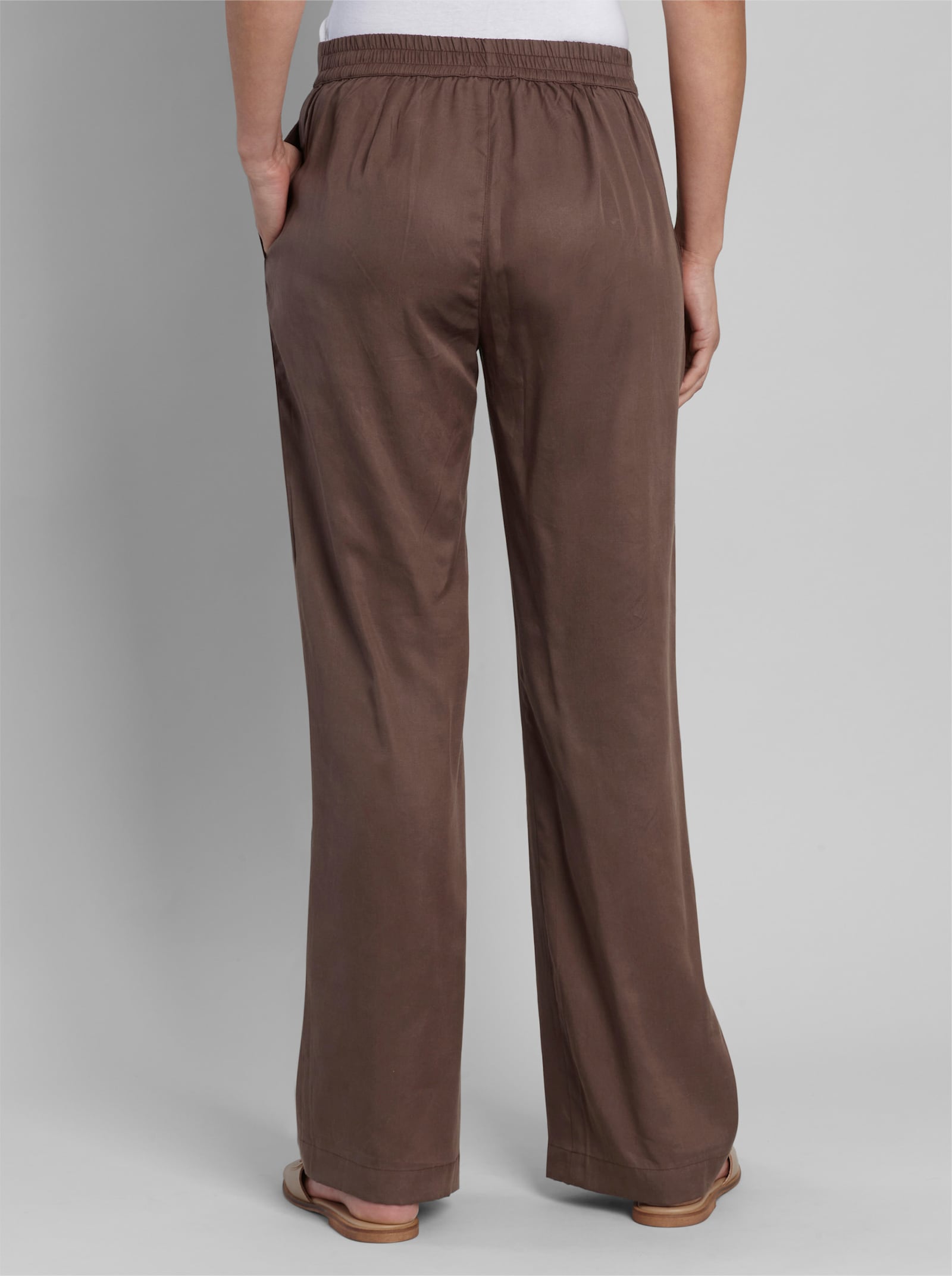 heine Schlupfhose mit weitem Bein - schoko