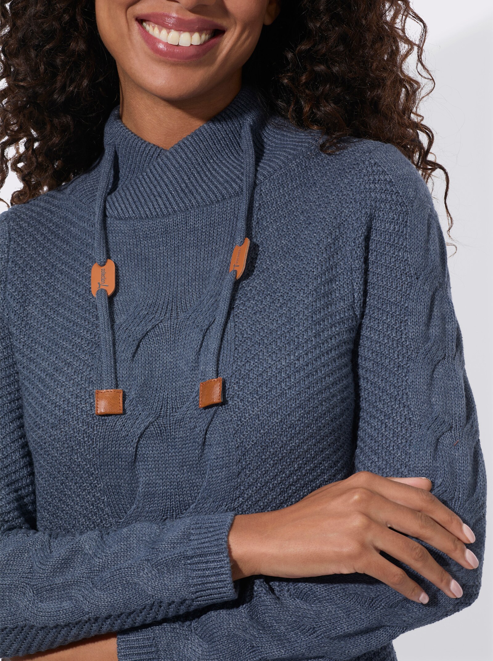 Longpullover mit Zopfmuster - rauchblau-meliert